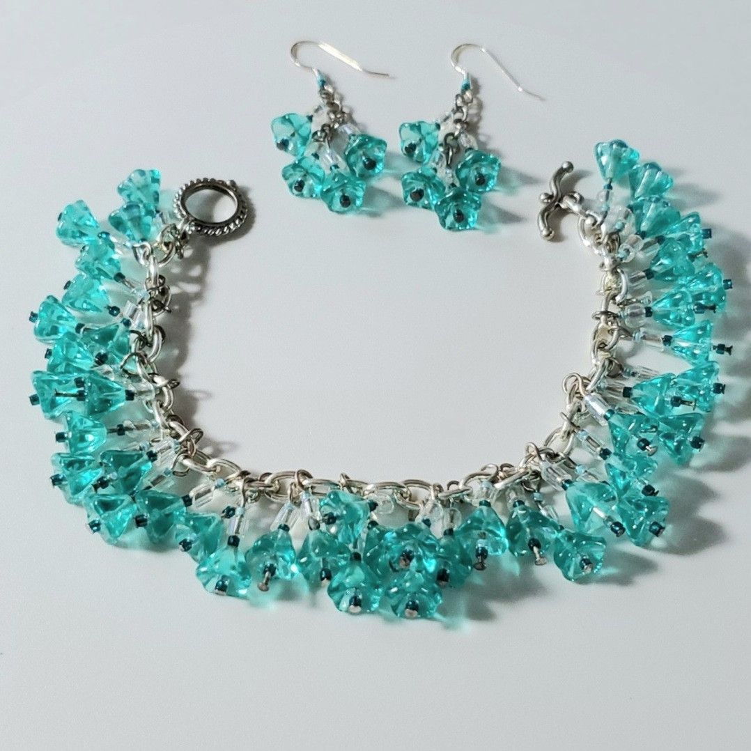 Handmade Bracelet Set 7.25" Charm Earrings Handmade Turquoise Czech Size ONE SIZE - 4 Thumbnail