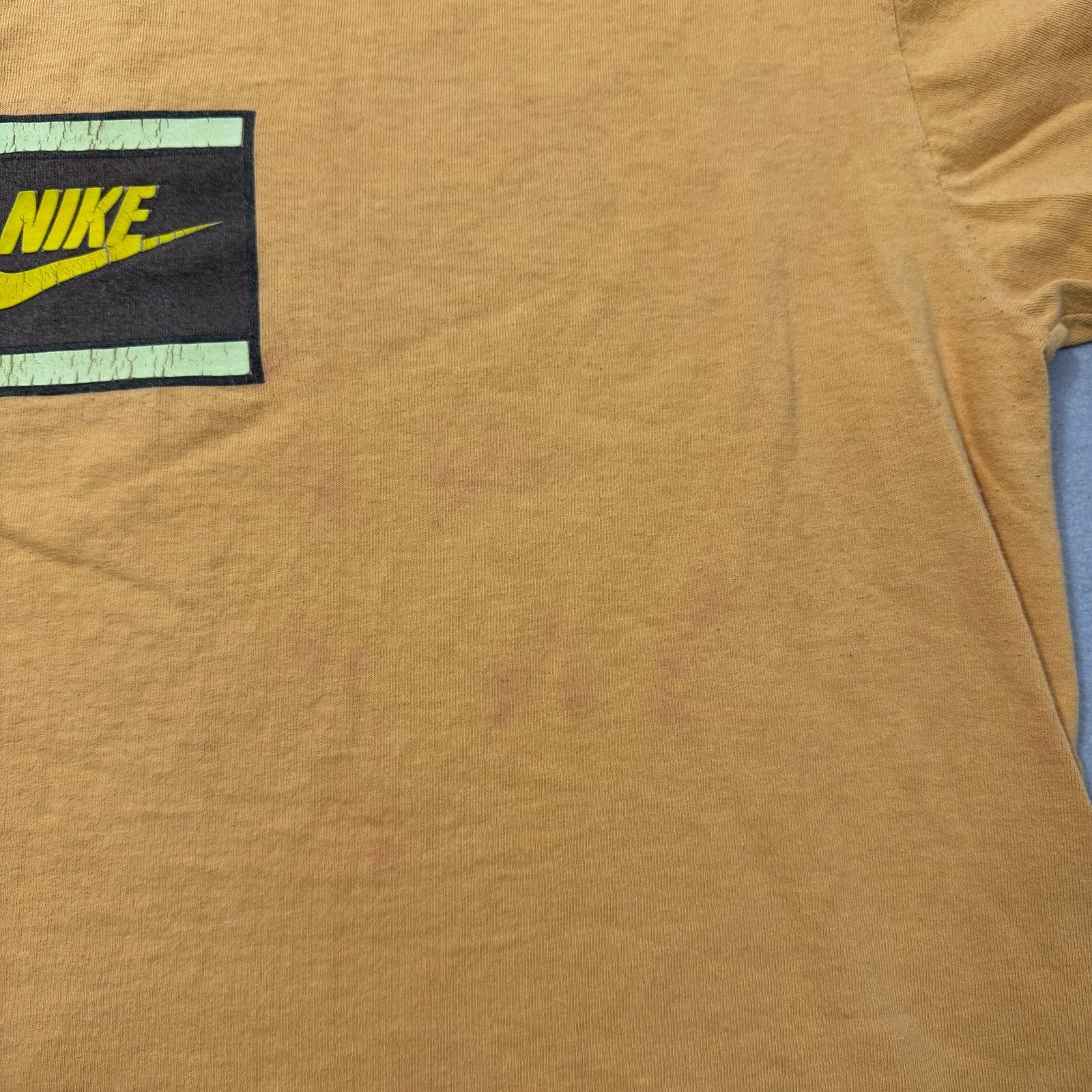 Nike Vintage Nike Swoosh Shirt Men's Large Boxy Yellow y2k Logo Size US L / EU 52-54 / 3 - 4 Thumbnail