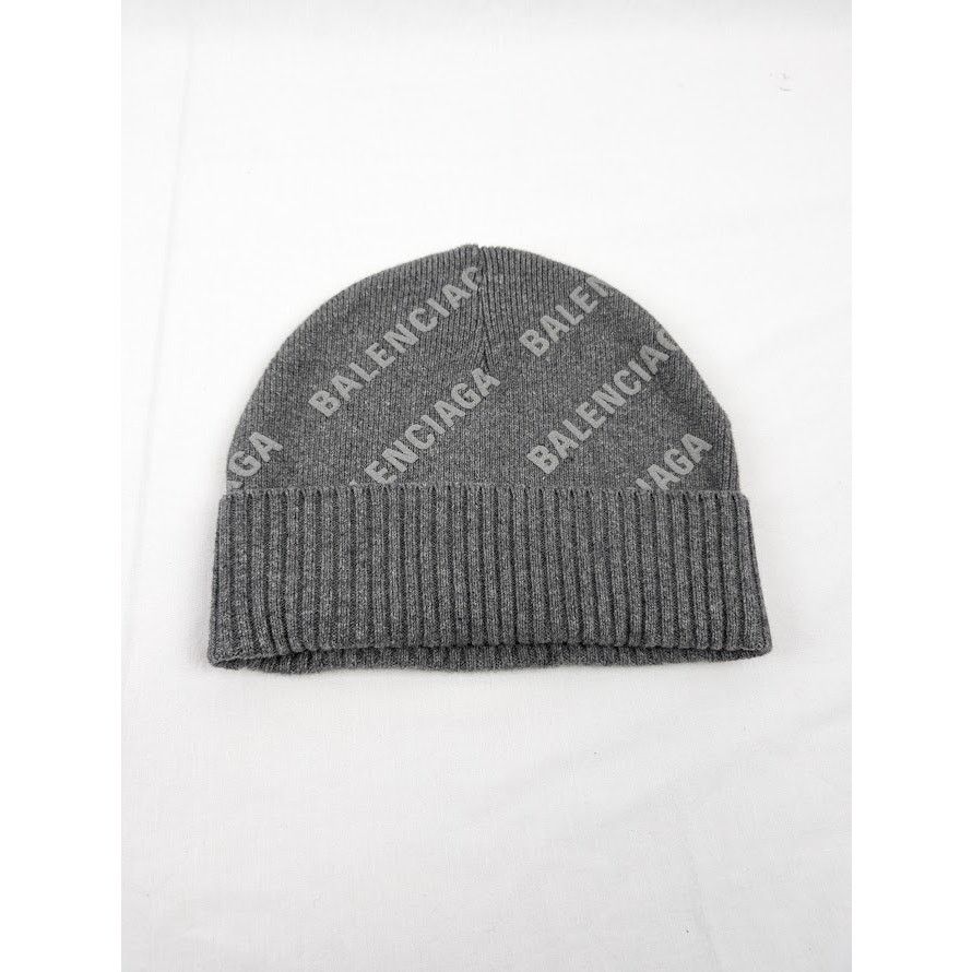 Balenciaga o1rshd1 Q:2/Size:OS/Unisex Cashmere Beanie Cap / Hat in Grey Size ONE SIZE - 1 Thumbnail