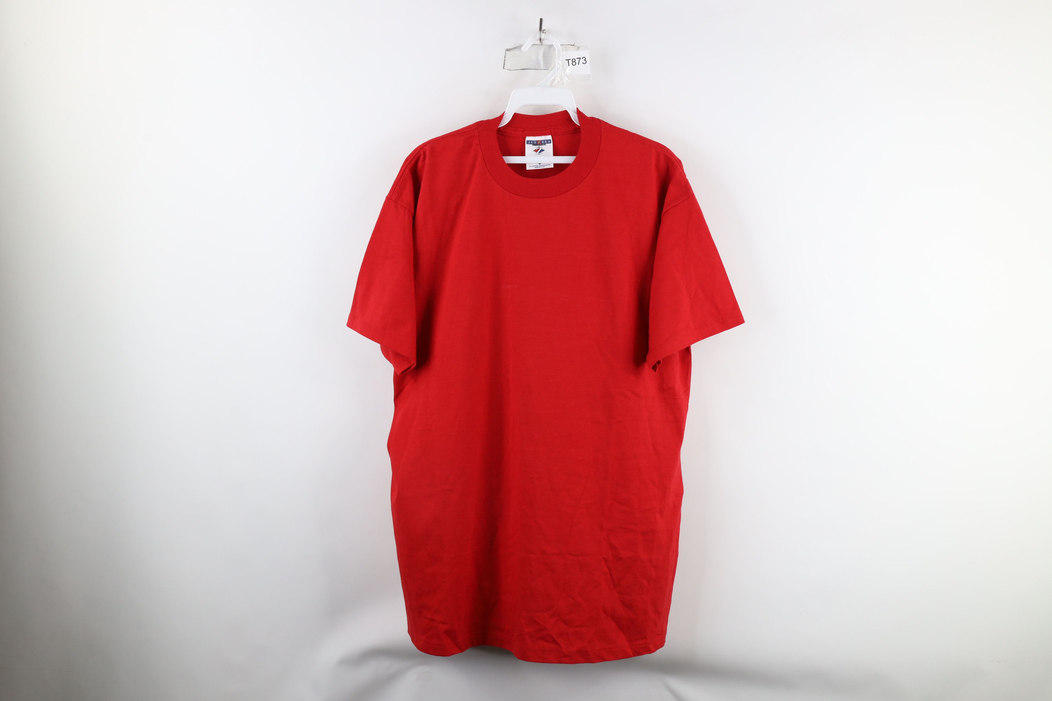 Vintage Vintage 90s Streetwear Heavyweight T-Shirt Red USA Size US L / EU 52-54 / 3 - 1 Thumbnail