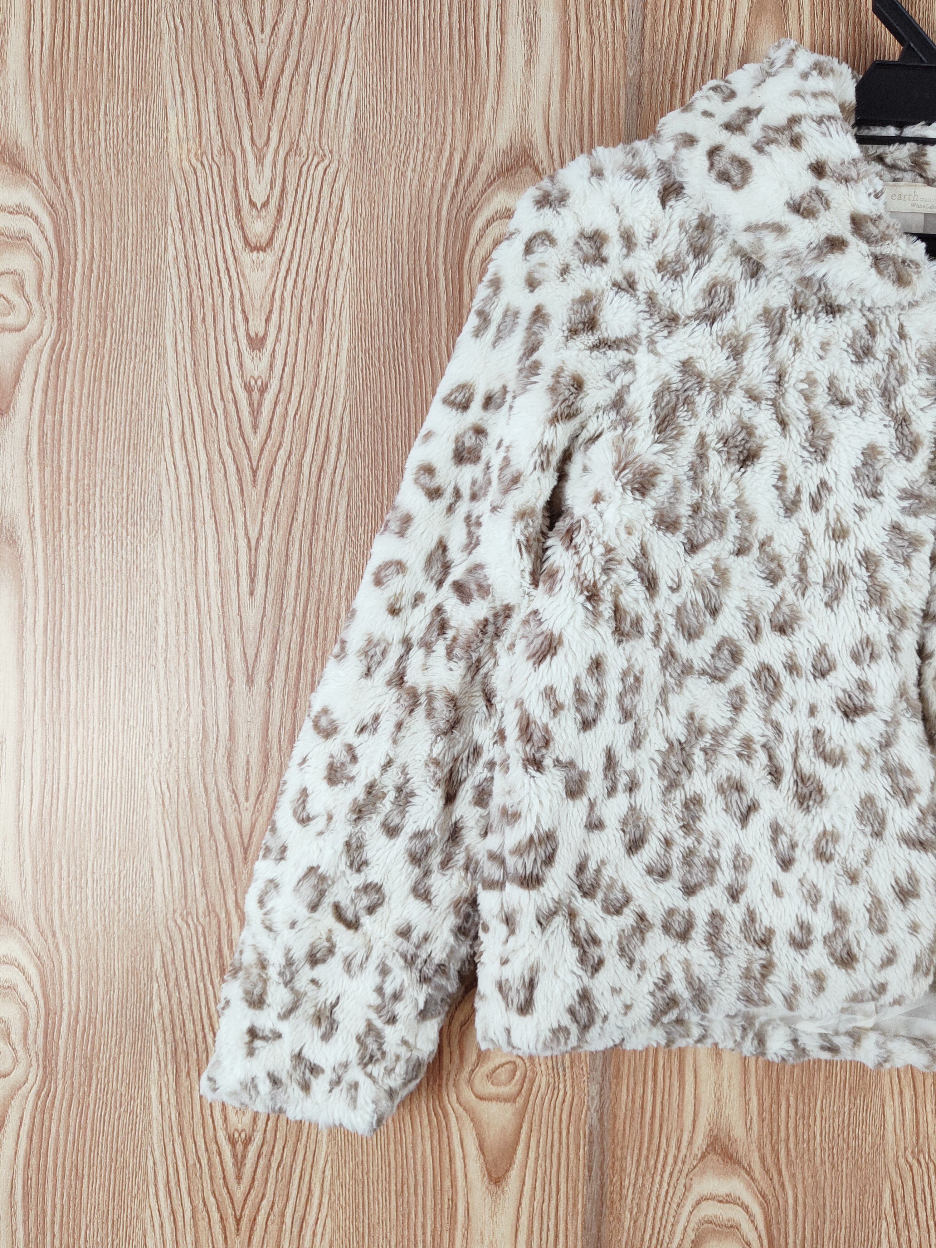 Japanese Brand × Vintage Earth Music & Ecology Cream Leopard Fur Mohair Cardigan Size S / US 4 / IT 40 - 3 Thumbnail