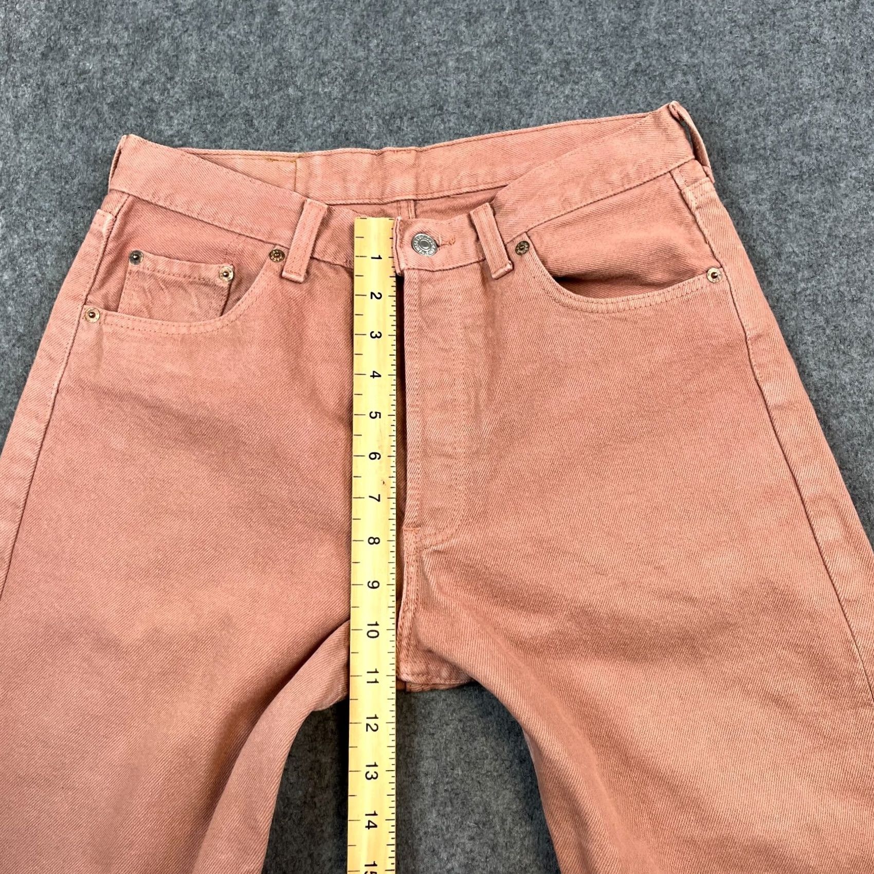 Levi's VINTAGE Levi's 501 Jeans Straight 30 30 UK 10 Salmon Pink 90s UK Made Men's Jeans 30 in Denim 5-Pocket Design Slimming Regular Fit Womens? Size US 30 / EU 46 - 5 Thumbnail