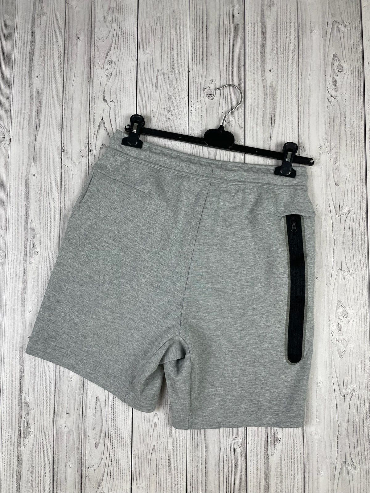 Nike Vintage Nike tech fleece soccer croatia track suit Shorts Size US S / EU 44-46 / 1 - 13 Thumbnail