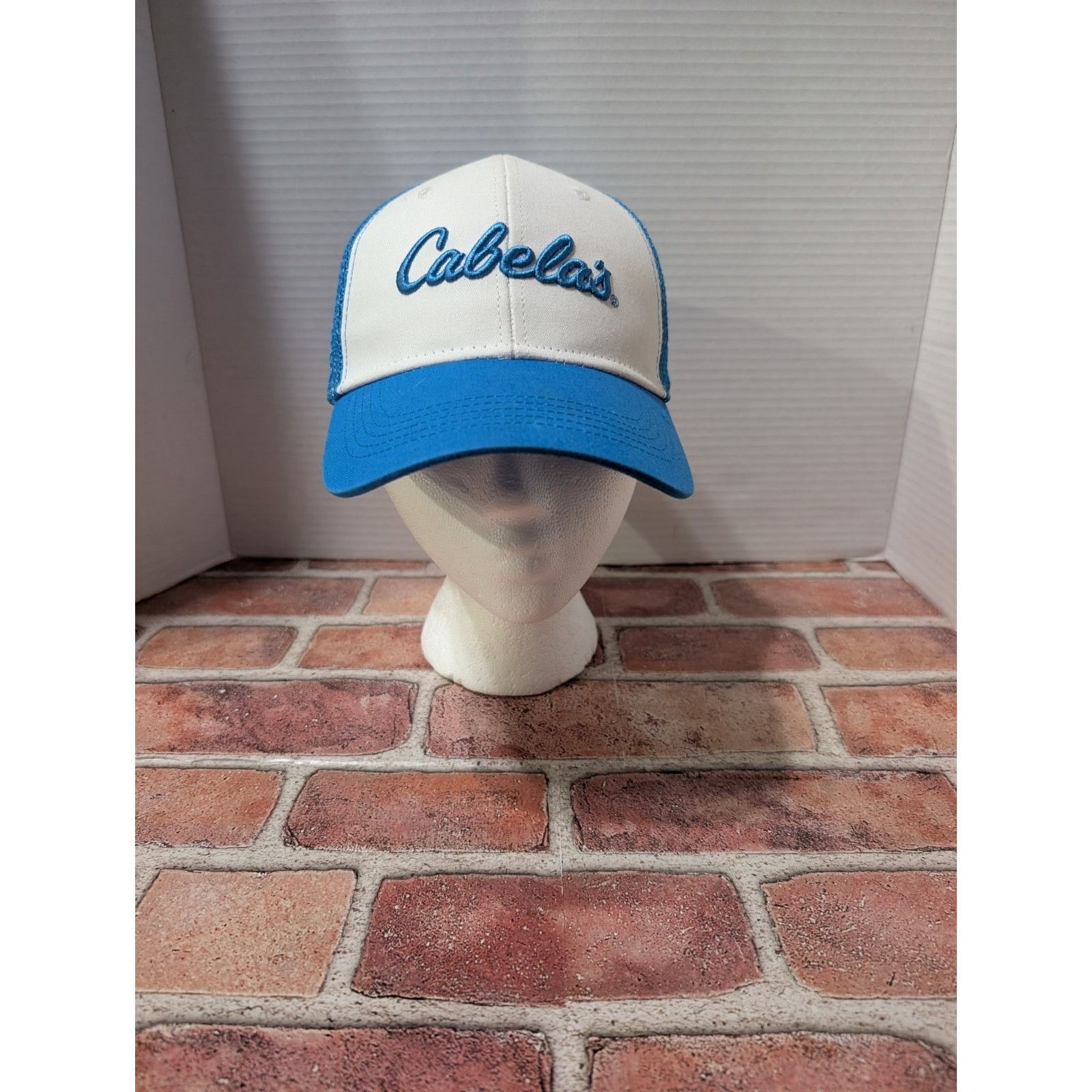 Cabelas Cabela's Embroidered Logo Mesh Trucker Adjust. Snapback Hat Size ONE SIZE - 1 Thumbnail