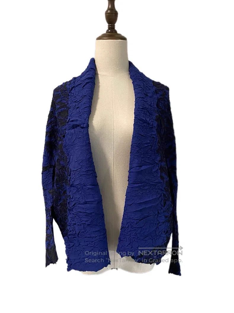 Issey Miyake Issey Miyake Petal Ruched Long-sleeve Top Size M / US 6-8 / IT 42-44 - 2 Thumbnail