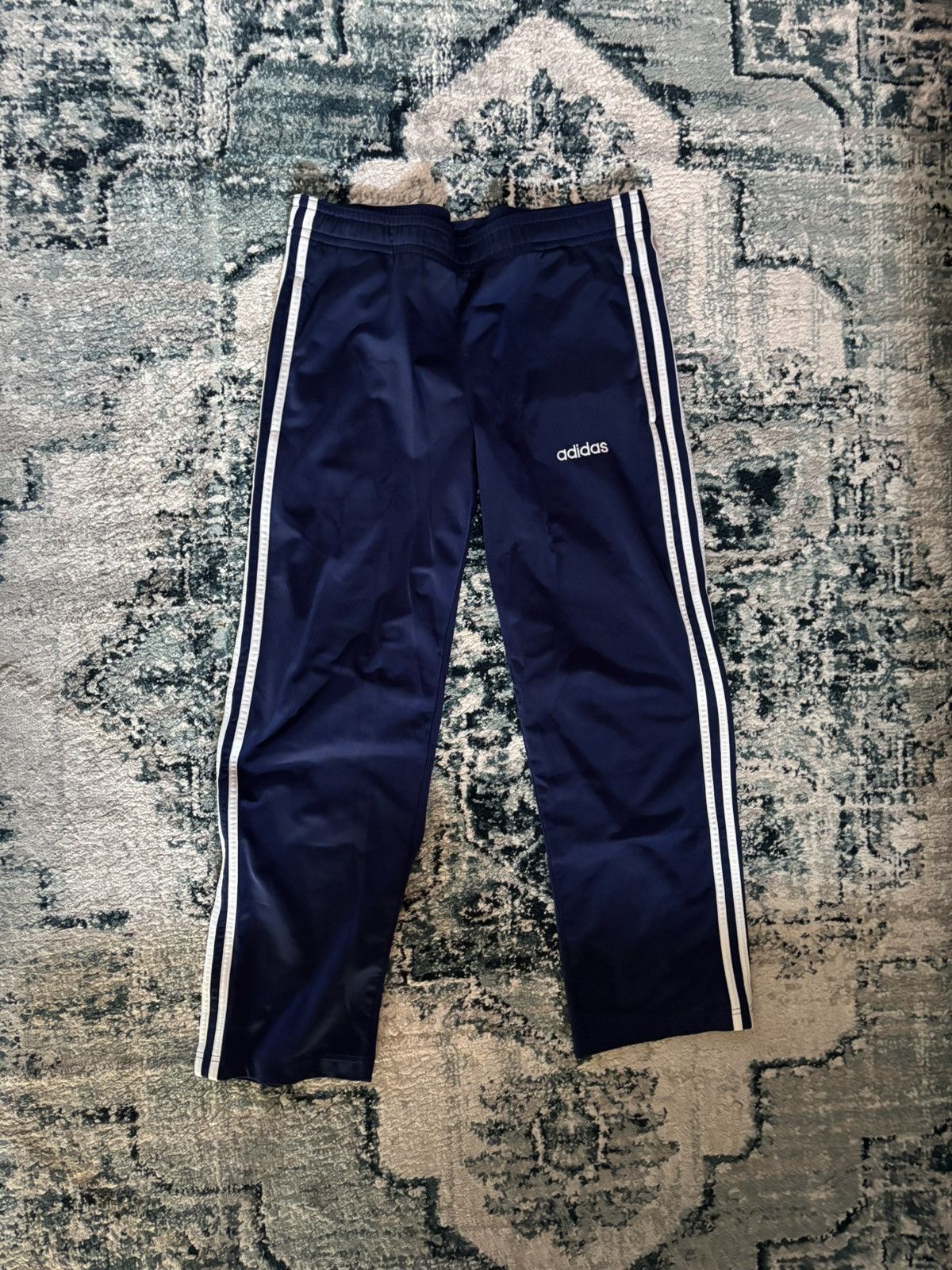 Adidas Adidas Vintage Sweatpants Size US 34 / EU 50 - 1 Thumbnail