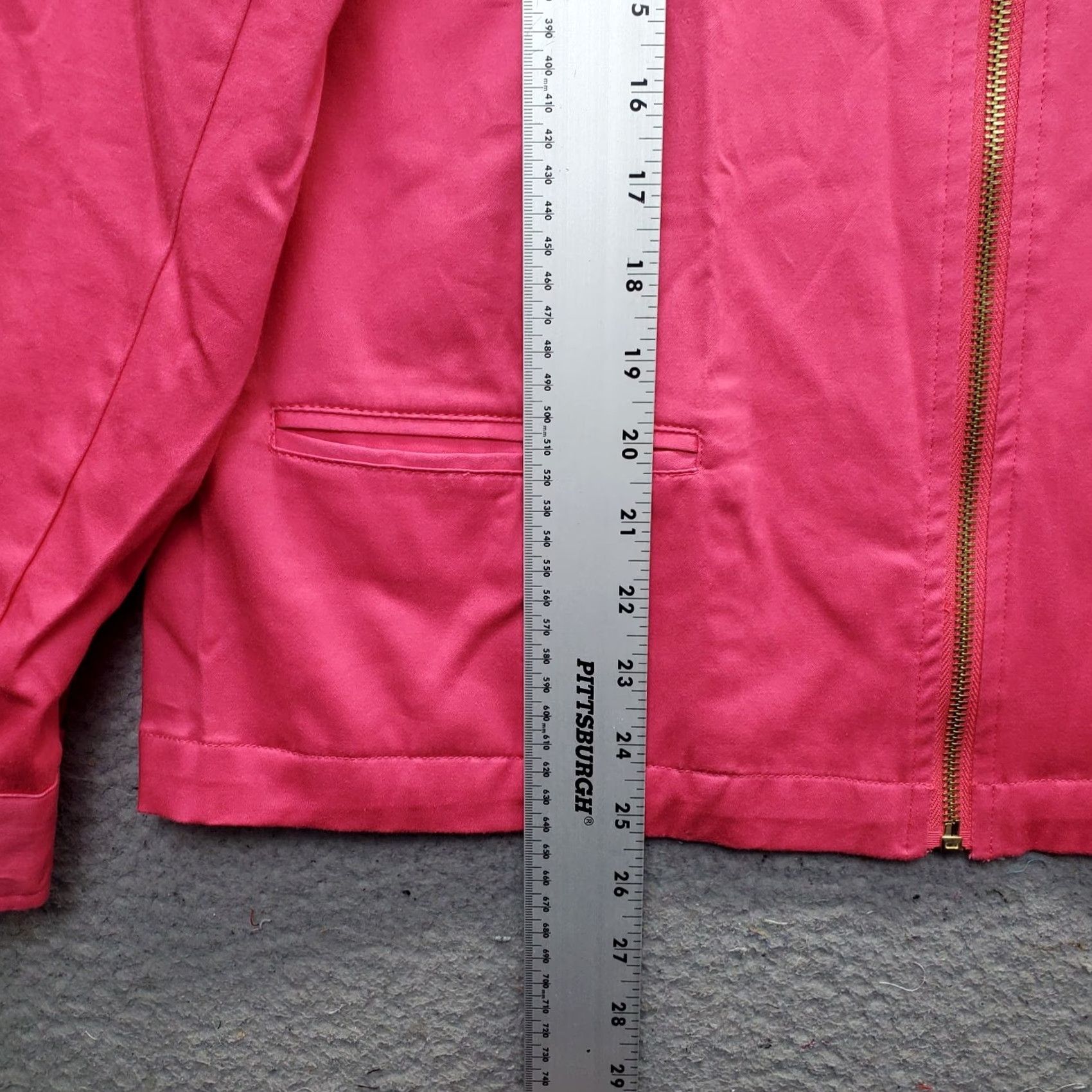 Vintage Chico's Moto Jacket Womens 2 Pink Stretch Jetted Pockets Band Collar Gold Zip Up Jacket Size XS / US 0-2 / IT 36-38 - 3 Thumbnail
