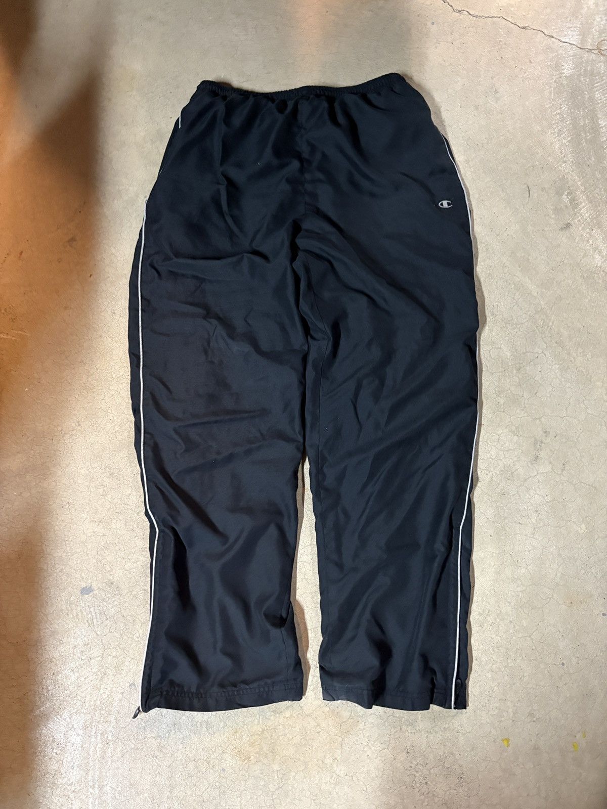 Champion Vintage 90s Champion Baggy Track Pants Black Gray Size Large Size US 34 / EU 50 - 1 Thumbnail