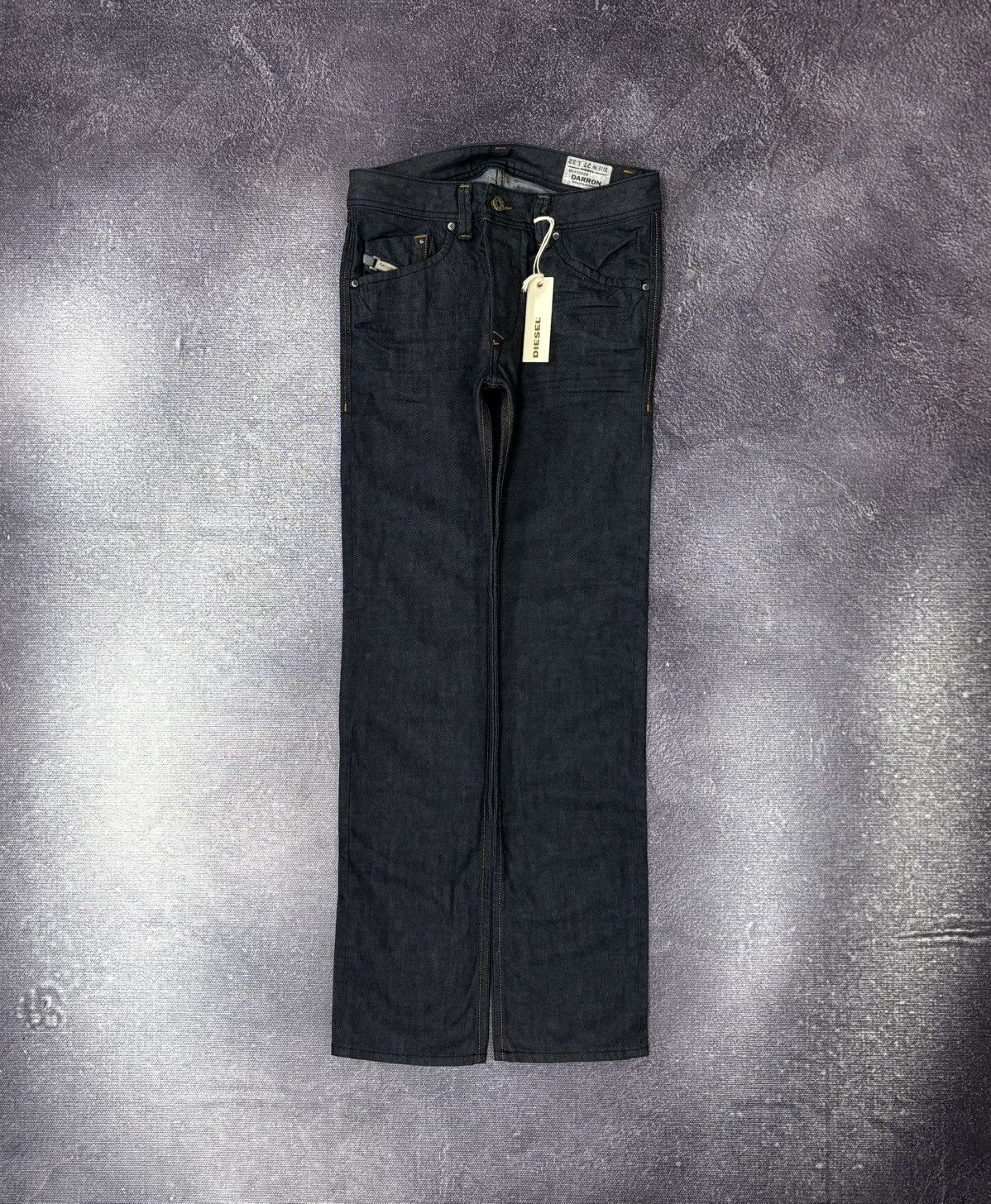 Diesel Diesel Darron Regular Slim Tapered NWT Men’s Denim Jeans Size US 27 - 1 Thumbnail