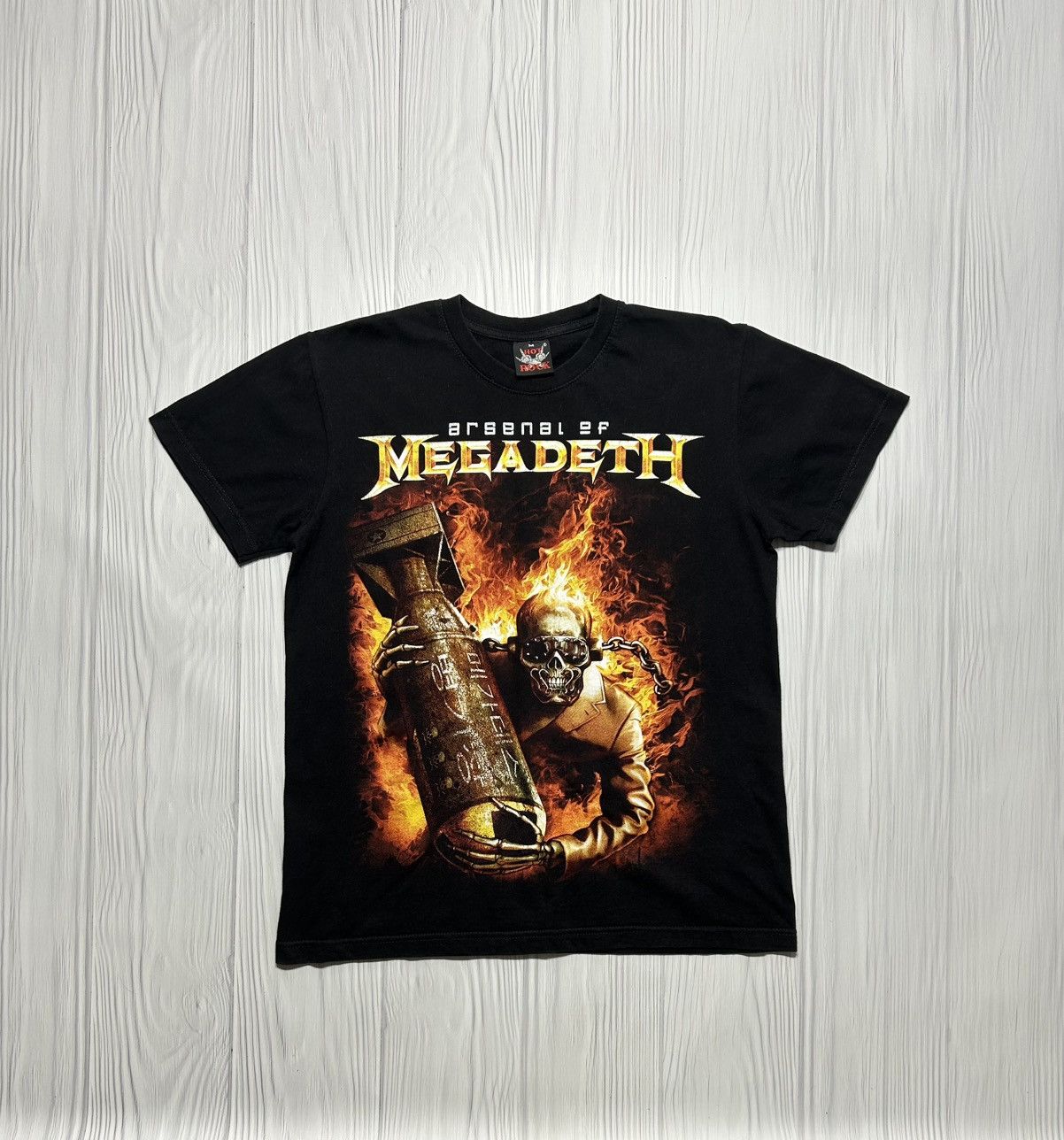 Band Tees Rare Megadeth Arsenal Of Megadeth Album T-Shirt Size M Size US M / EU 48-50 / 2 - 1 Thumbnail