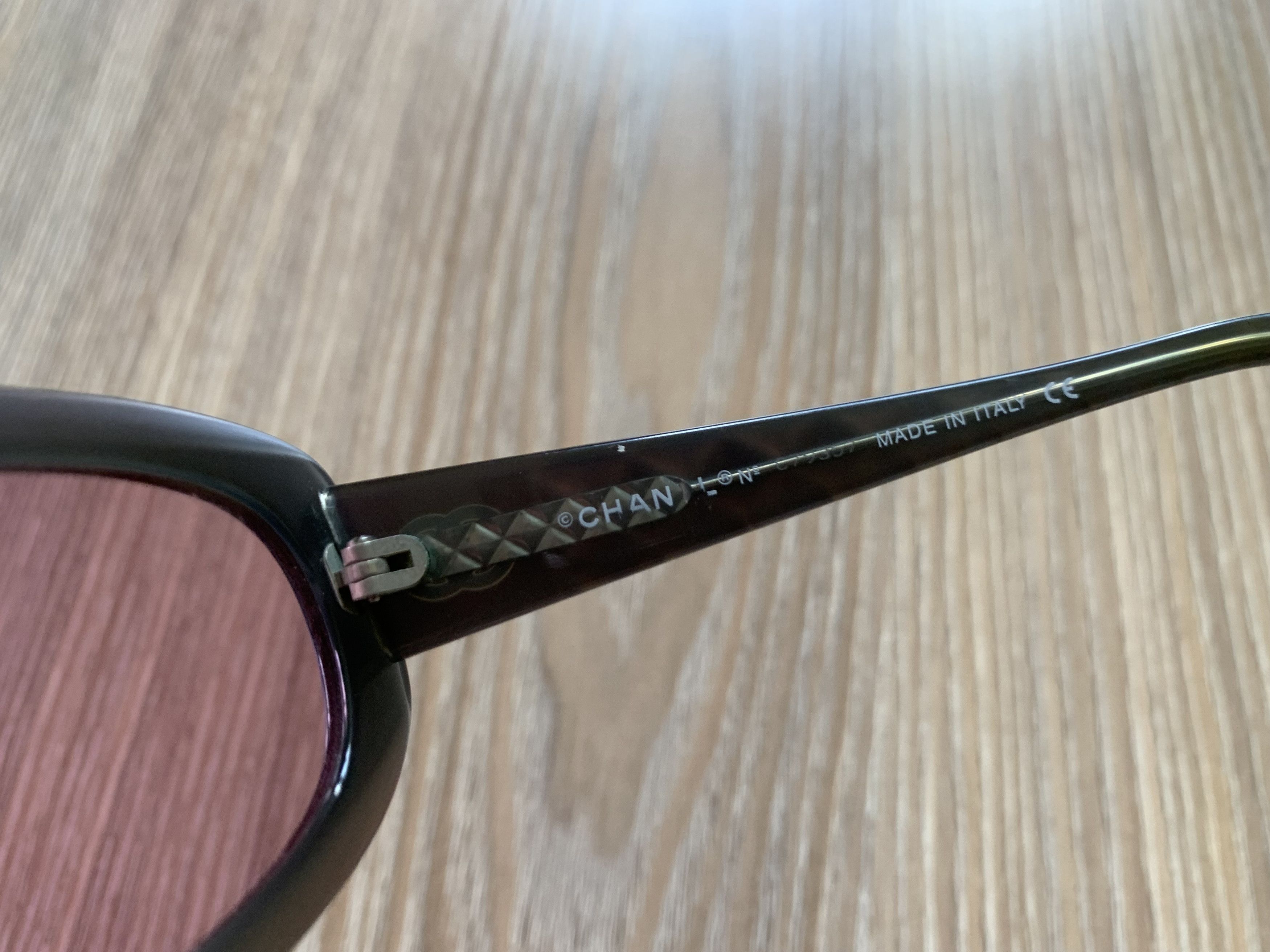 Chanel Rare Authentic Chanel Gradient Vintage Sunglasses 5009 Size ONE SIZE - 5 Thumbnail