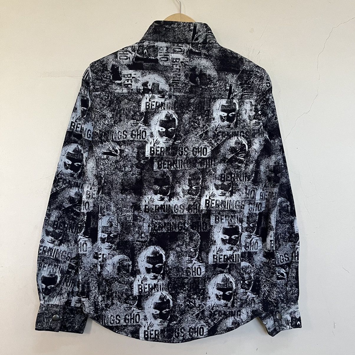 Japanese Brand Hysteric glamour bernings sho newspaper magazine punk shirts Size US M / EU 48-50 / 2 - 12 Thumbnail