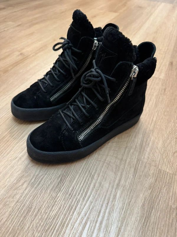 Giuseppe Zanotti Giuseppe Zanotti Kriss Winter May London Fur Shearling 38,5 Size US 8.5 / IT 38.5 - 8 Thumbnail