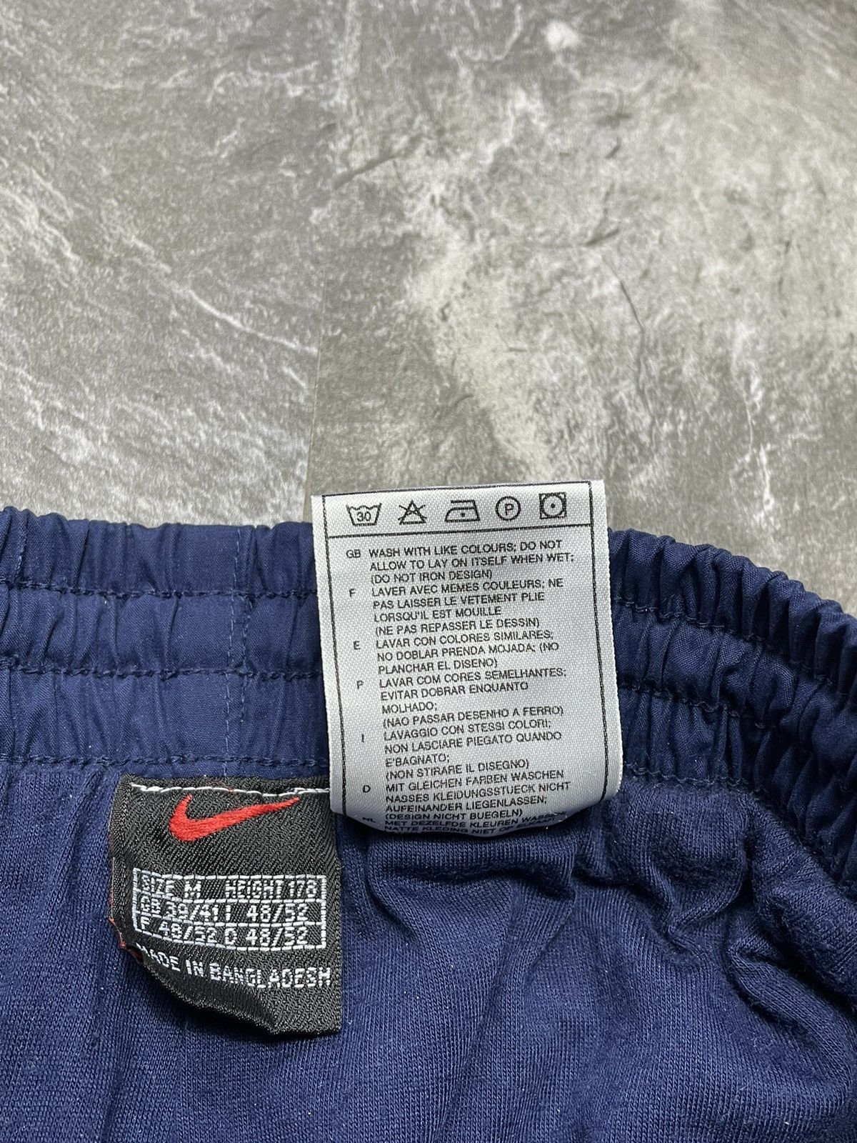 Nike Vintage Nike Nylon Track Pants Striped 2000s Joggers Swoosh Size US 34 / EU 50 - 9 Thumbnail