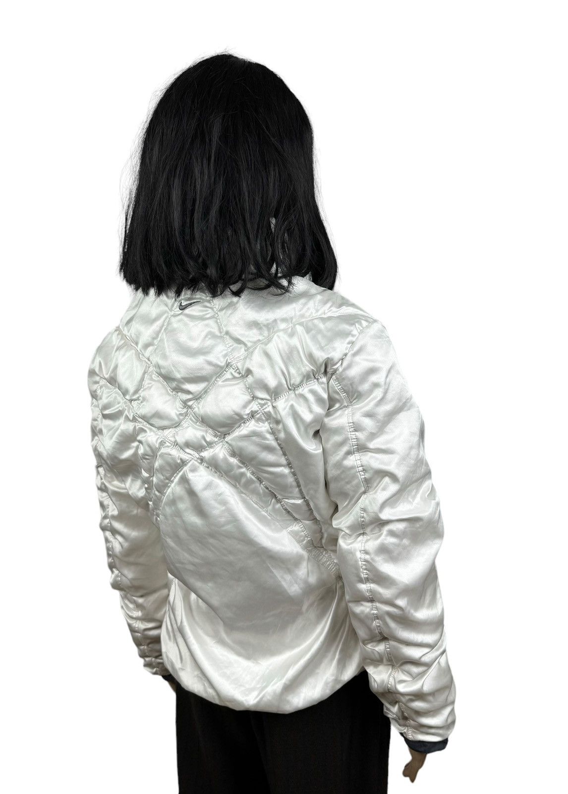 Nike × Vintage Nike Vintage Y2K Satin Quilted Down Jacket size L Size L / US 10 / IT 46 - 10 Thumbnail