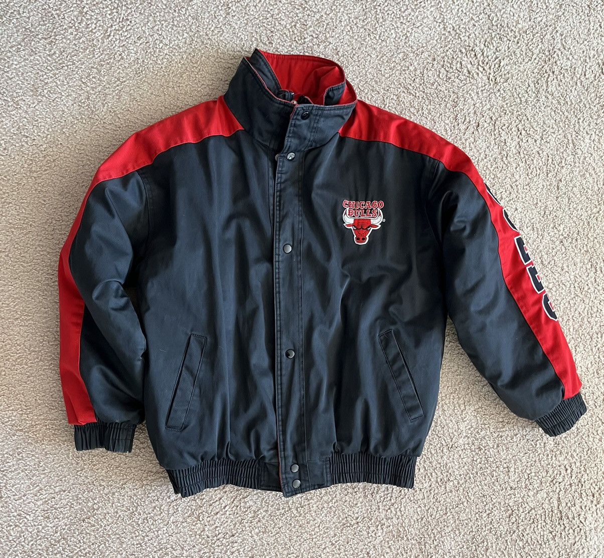 image of Vintage Chicago Bulls Jacket in Red, Men's (Size Large)