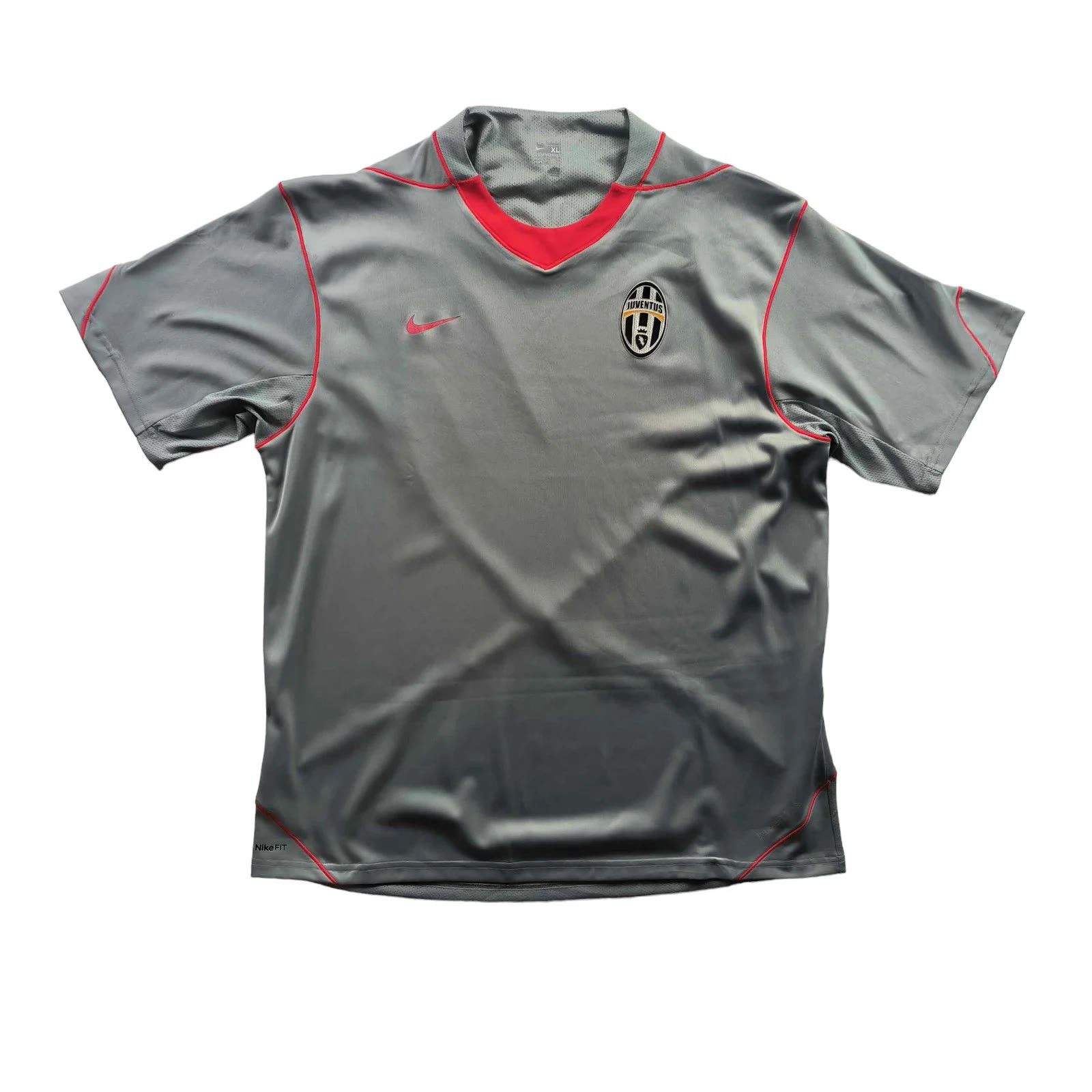 Nike Juventus 2007-08 Nike training football jersey size XL Size US XL / EU 56 / 4 - 1 Thumbnail