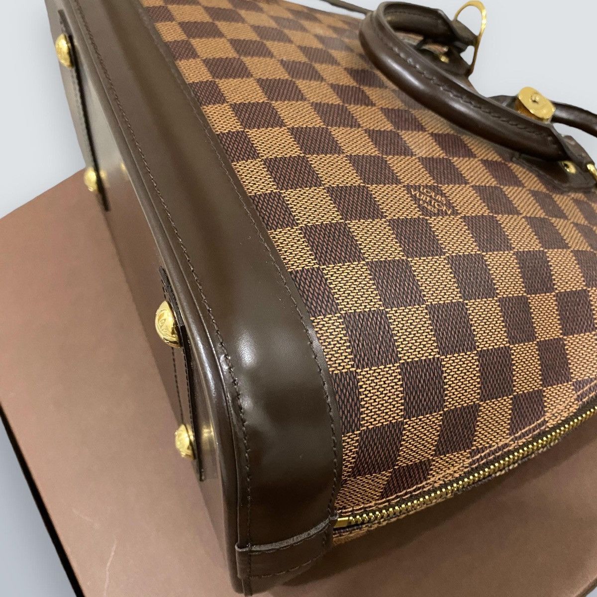 Louis Vuitton Authentic Louis Vuitton Damier Ebene Alma PM Size ONE SIZE - 8 Thumbnail