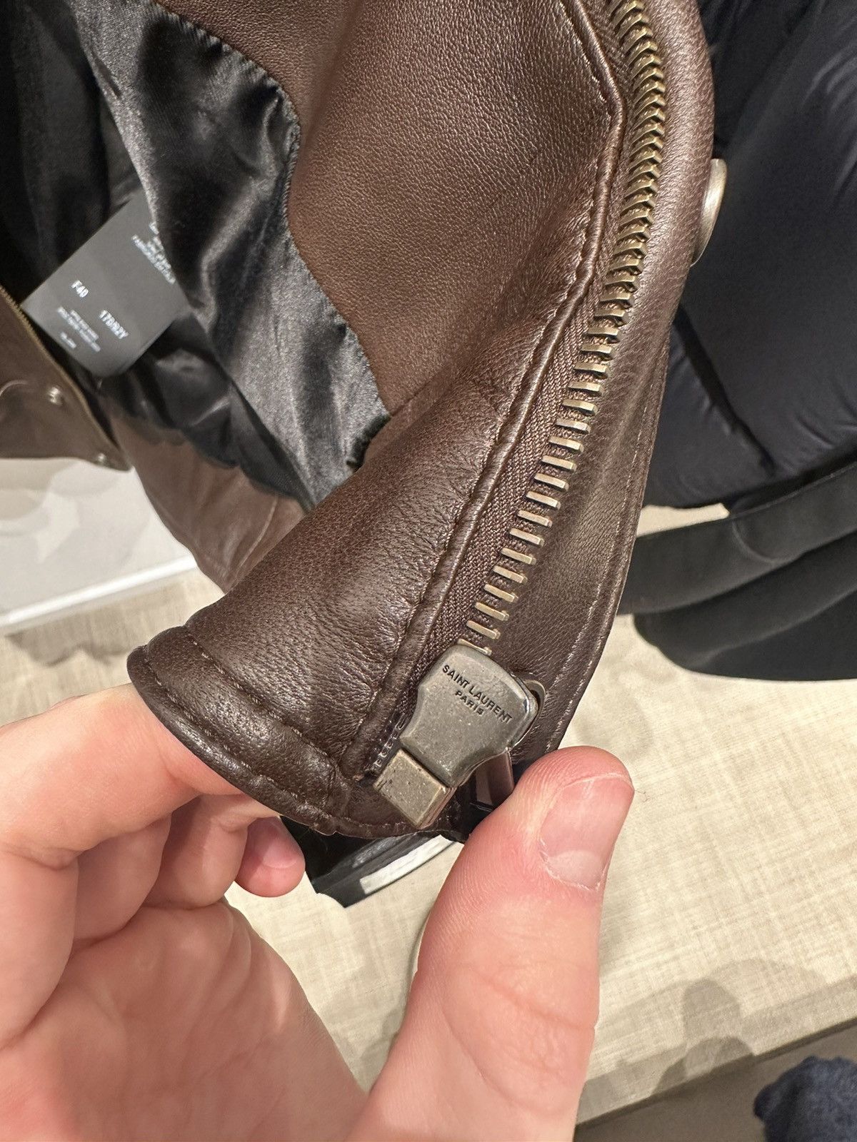 Saint Laurent Paris Saint Laurent Paris Size S / US 4 / IT 40 - 6 Thumbnail
