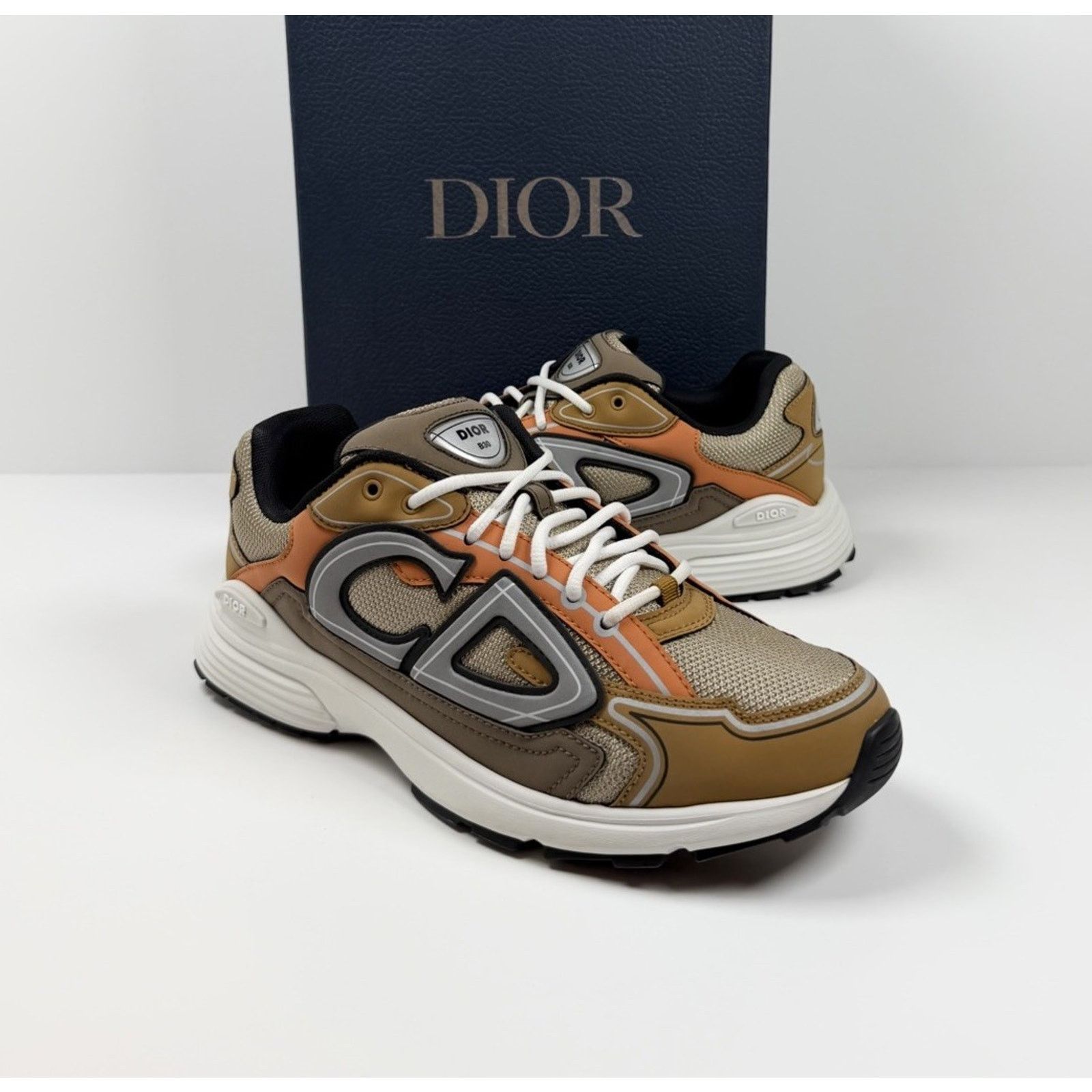 Dior Size 43EU/10US - Dior B30 Brown Orange Sneakers Size US 10 / EU 43 - 2 Thumbnail