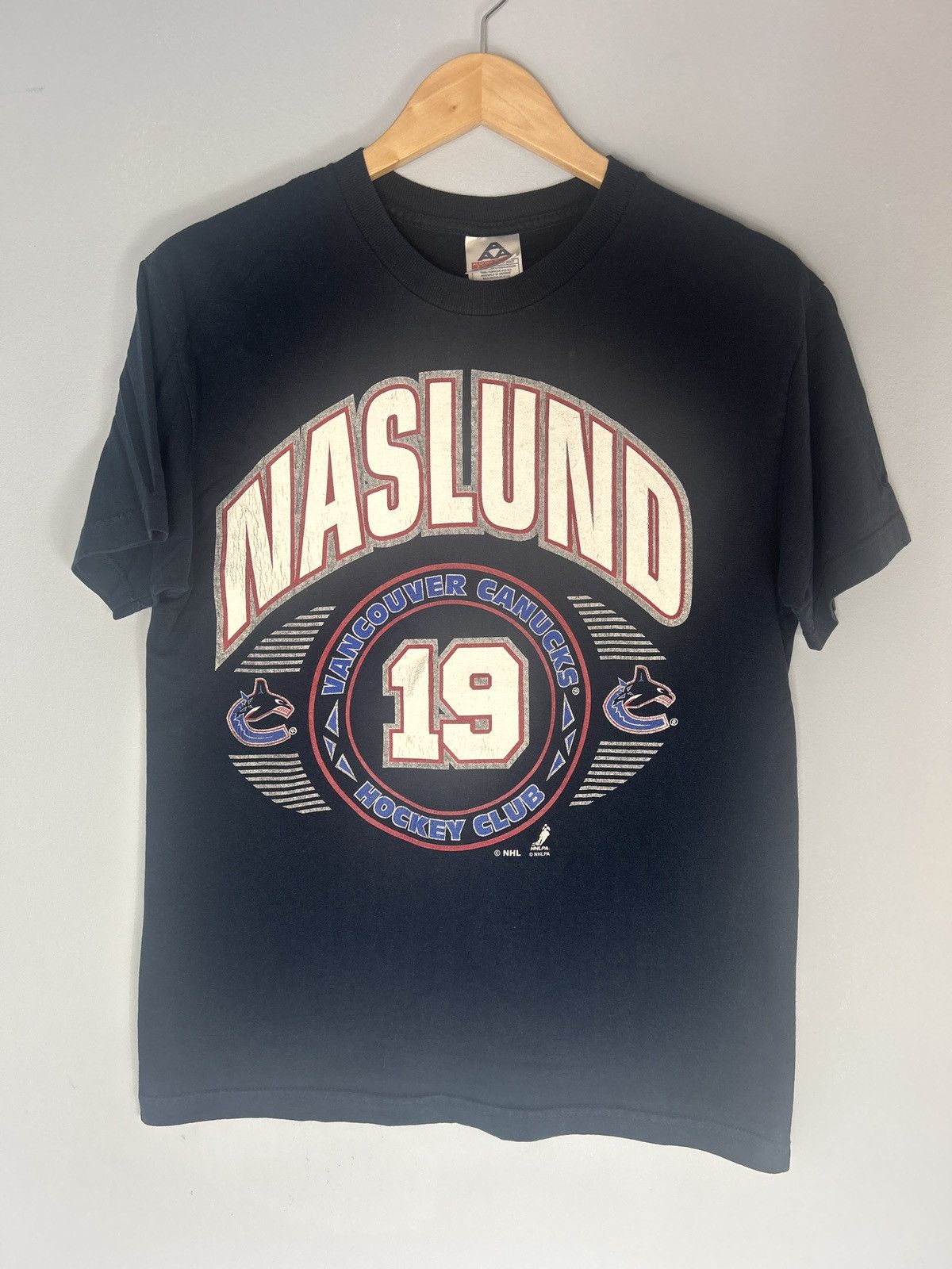 NHL Vintage Markus Naslund Vancouver Canucks Hockey Tee Size US M / EU 48-50 / 2 - 1 Thumbnail
