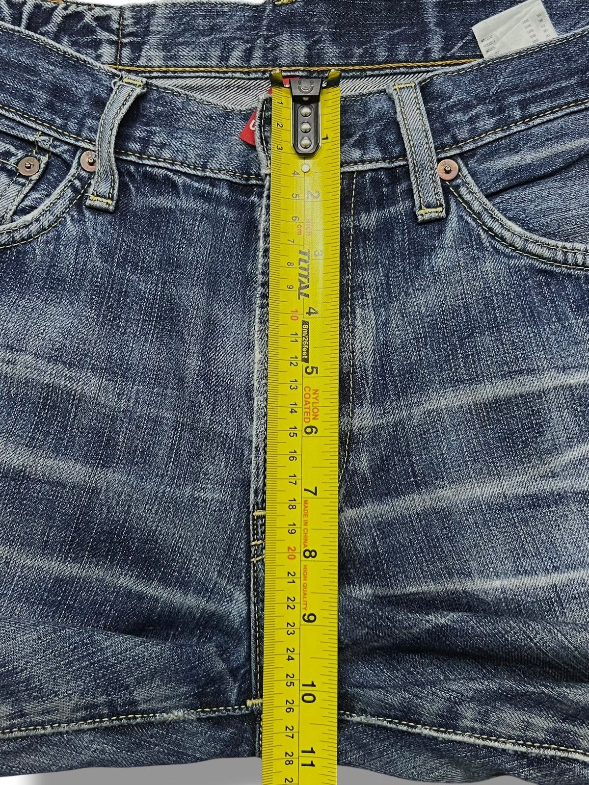 Uniqlo Vintage Uniqlo UJ - Faded Wash, Distressed Denim Size US 31 - 16 Thumbnail