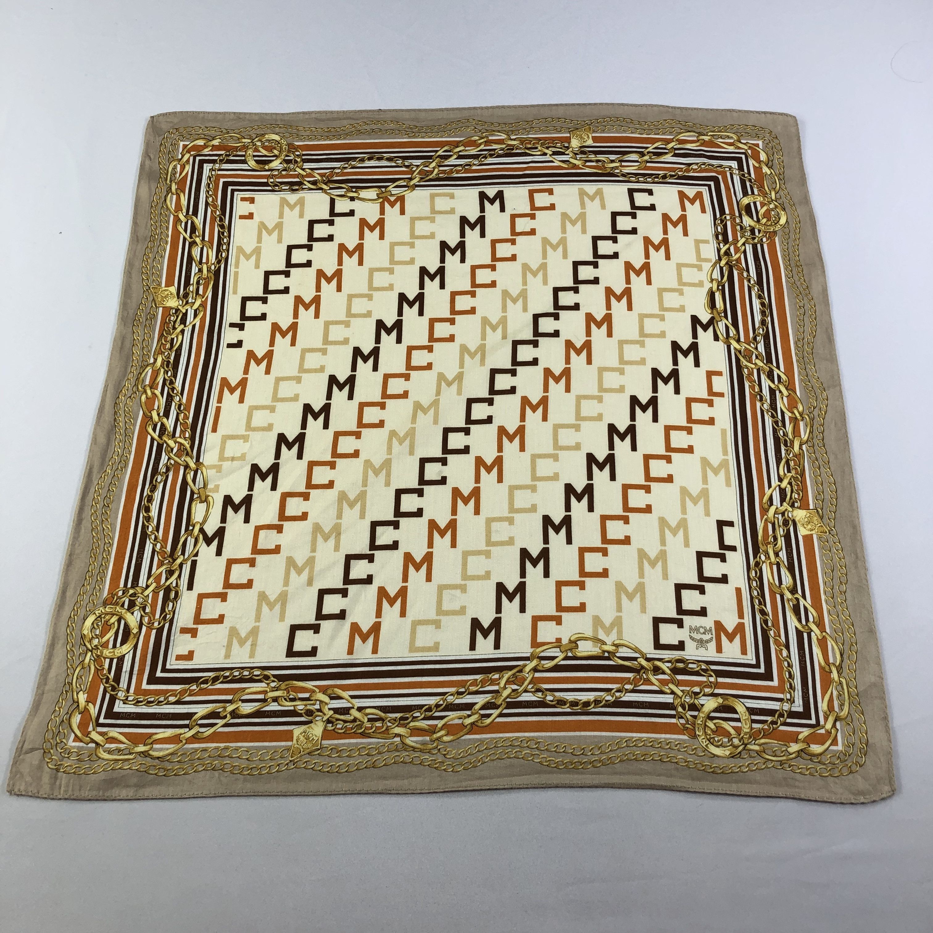 MCM MCM Gold Chains Handkerchief Neckerchief Bandana H1841 Size ONE SIZE - 1 Thumbnail