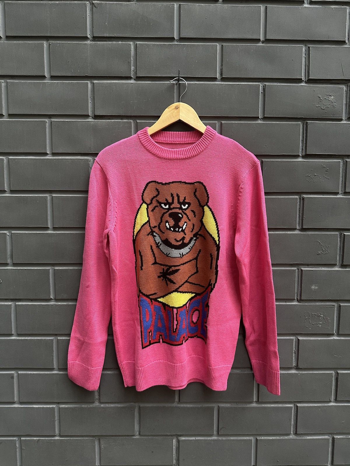 Palace Bulldog | Grailed 
