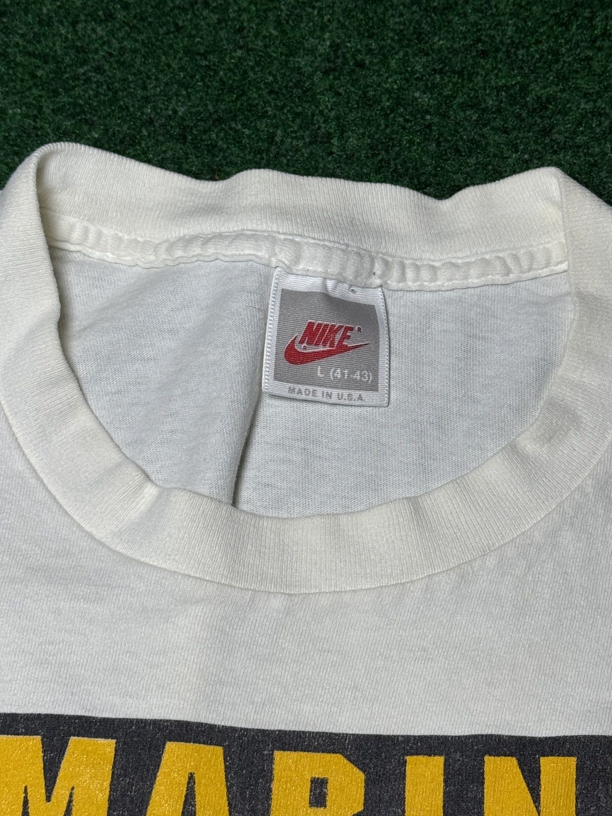Nike × Vintage Vintage 80s 90s RARE Nike Marines Just Do It Cutoff T Shirt Size US L / EU 52-54 / 3 - 3 Thumbnail