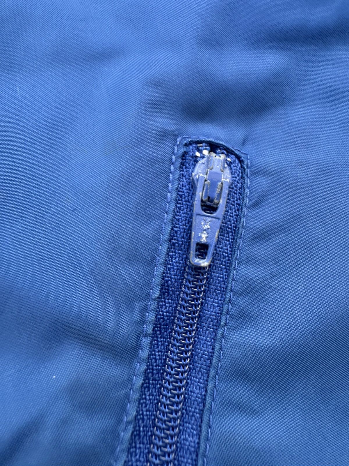 Nike 90’s NIKE RARE SWOOSHLOGO Y2K RETRO VINTAGE NYLON ZIP JACKET Size US L / EU 52-54 / 3 - 4 Thumbnail