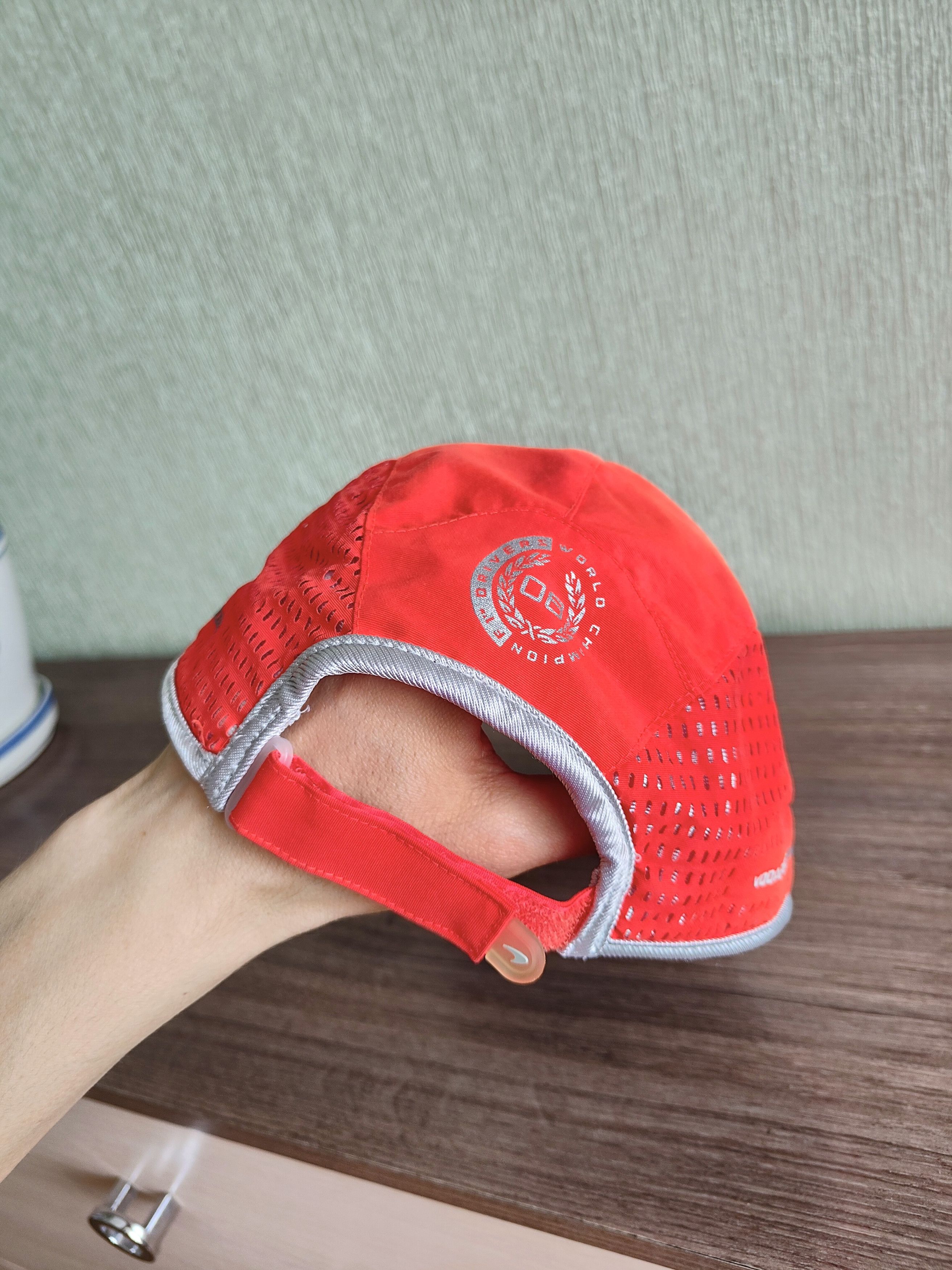 Formula 1 Vintage Vodafone Mclaren Mercedes Lewis Hamilton F1 cap Size ONE SIZE - 5 Thumbnail