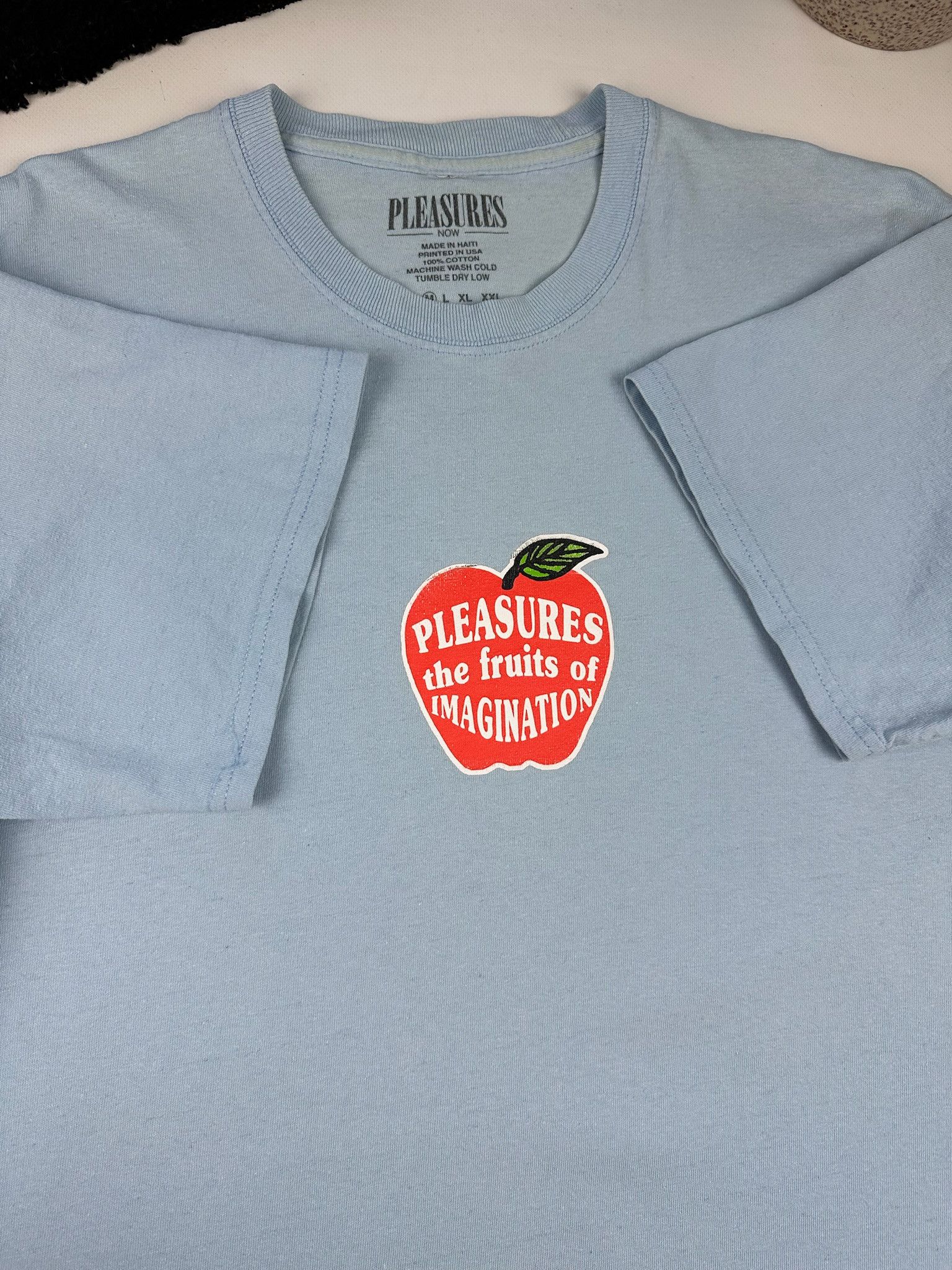 Pleasures pleasures tShirt apple tee the fruits of IMAGINATION Size US M / EU 48-50 / 2 - 1 Thumbnail