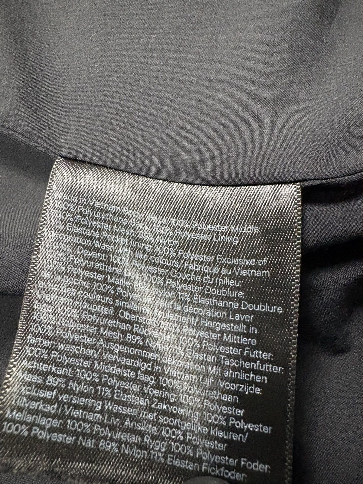 Lululemon Lululemon Black Hooded Jacket Lightweight Technical Coat Size S / US 4 / IT 40 - 21 Thumbnail