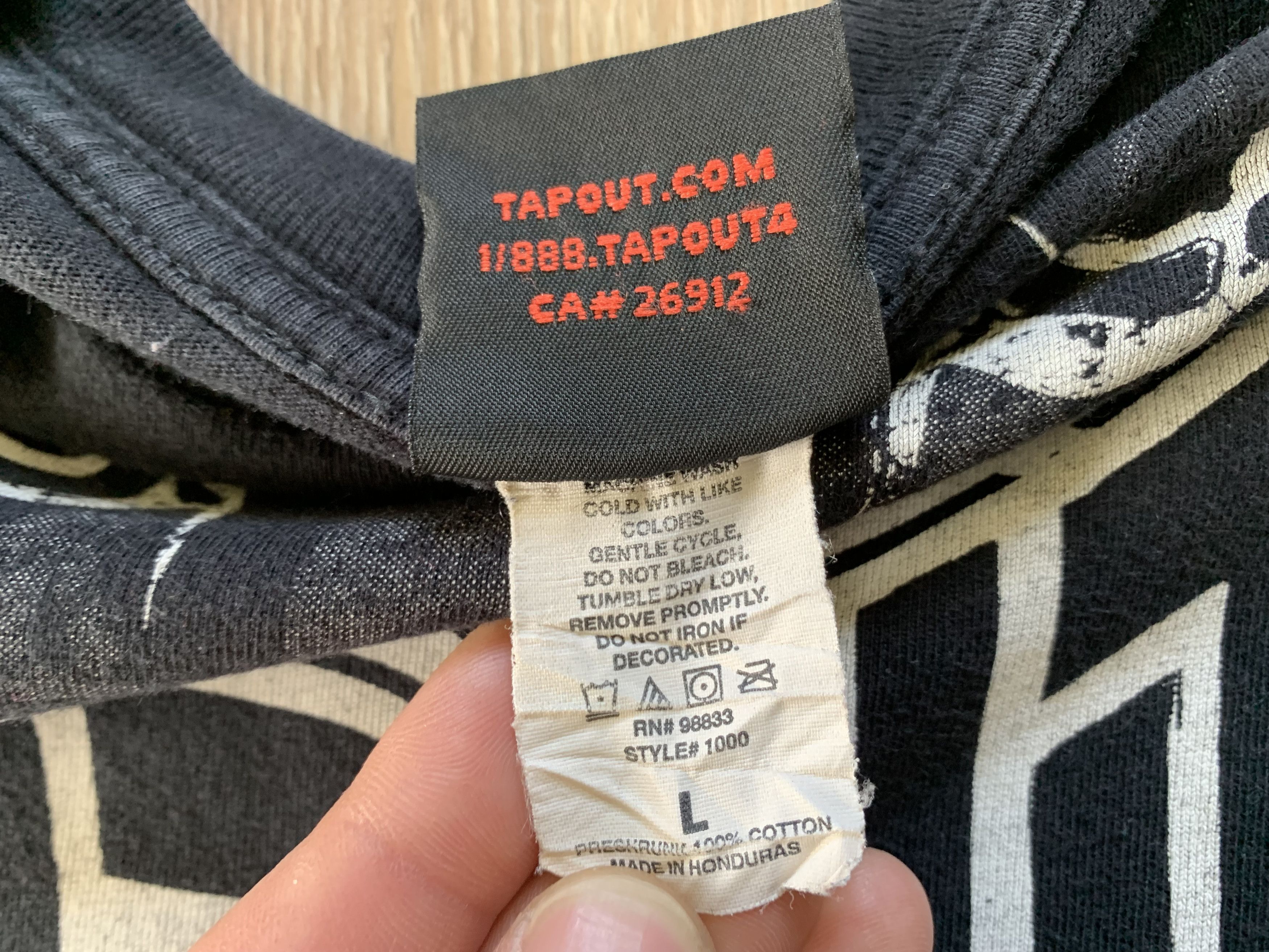 Tapout × Vintage Rare Tapout Vintage Overprint T Shirt Size US L / EU 52-54 / 3 - 8 Thumbnail