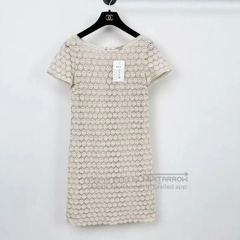 Burberry Burberry Off-White Women's Dress in XS Size. Size XS / US 0-2 / IT 36-38 - 1 Thumbnail