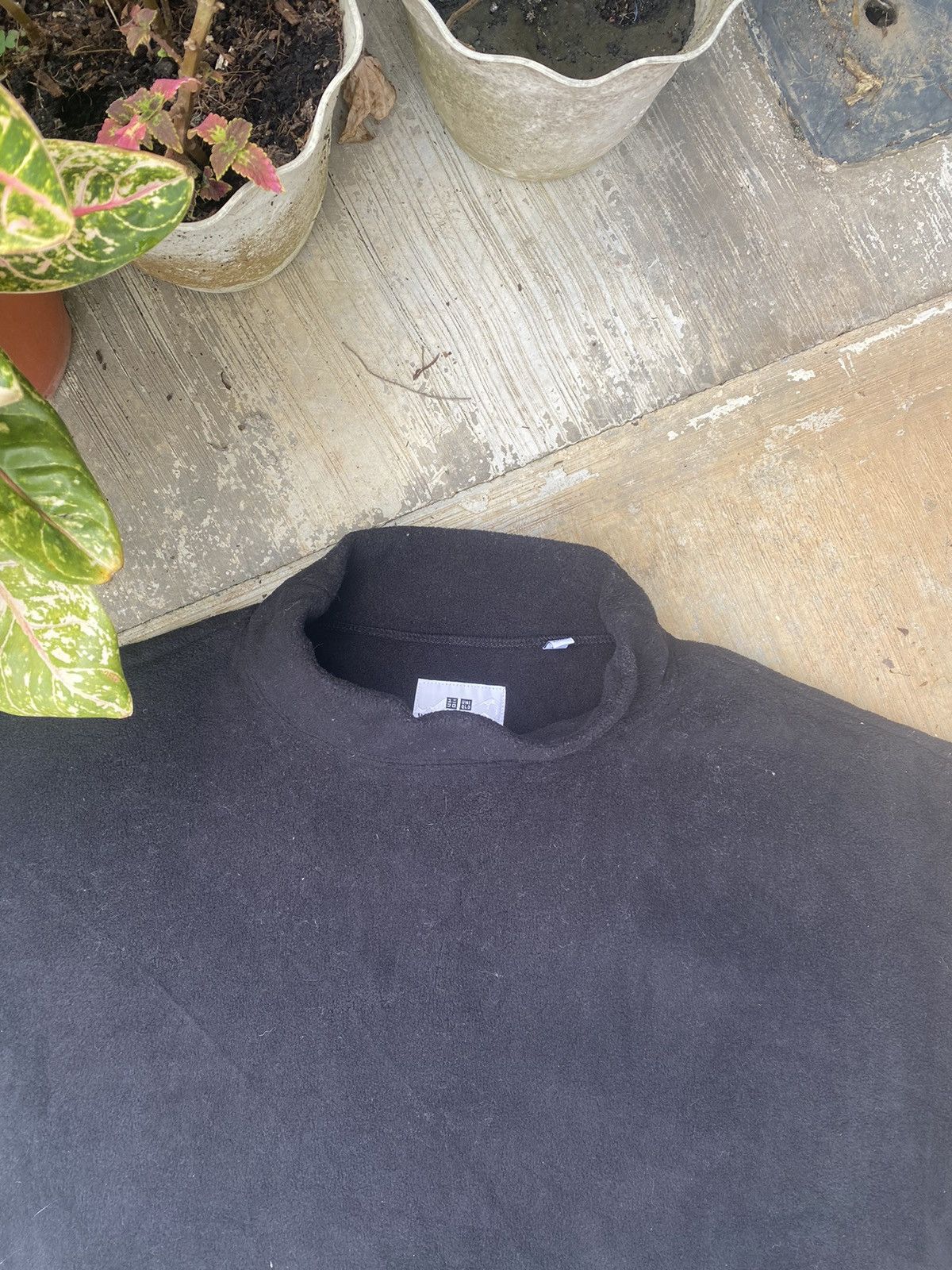 Uniqlo × White Mountaineering Uniqlo X White Mountaineering Cropped Side Split Fleece Size L / US 10 / IT 46 - 3 Thumbnail