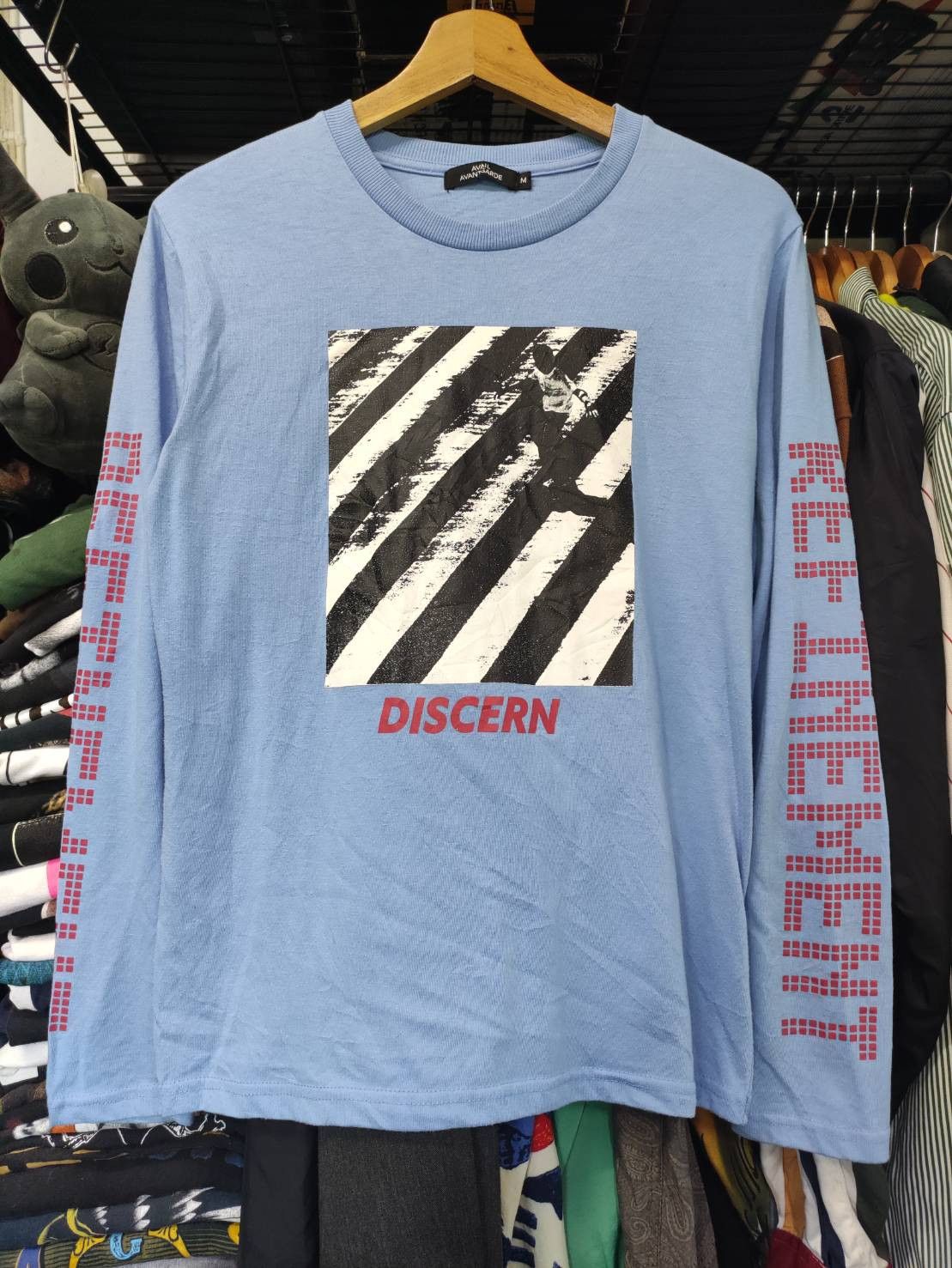 Japanese Brand Avail Avant Garde " DISCERN " Long Sleeve T-Shirts Size US M / EU 48-50 / 2 - 2 Thumbnail