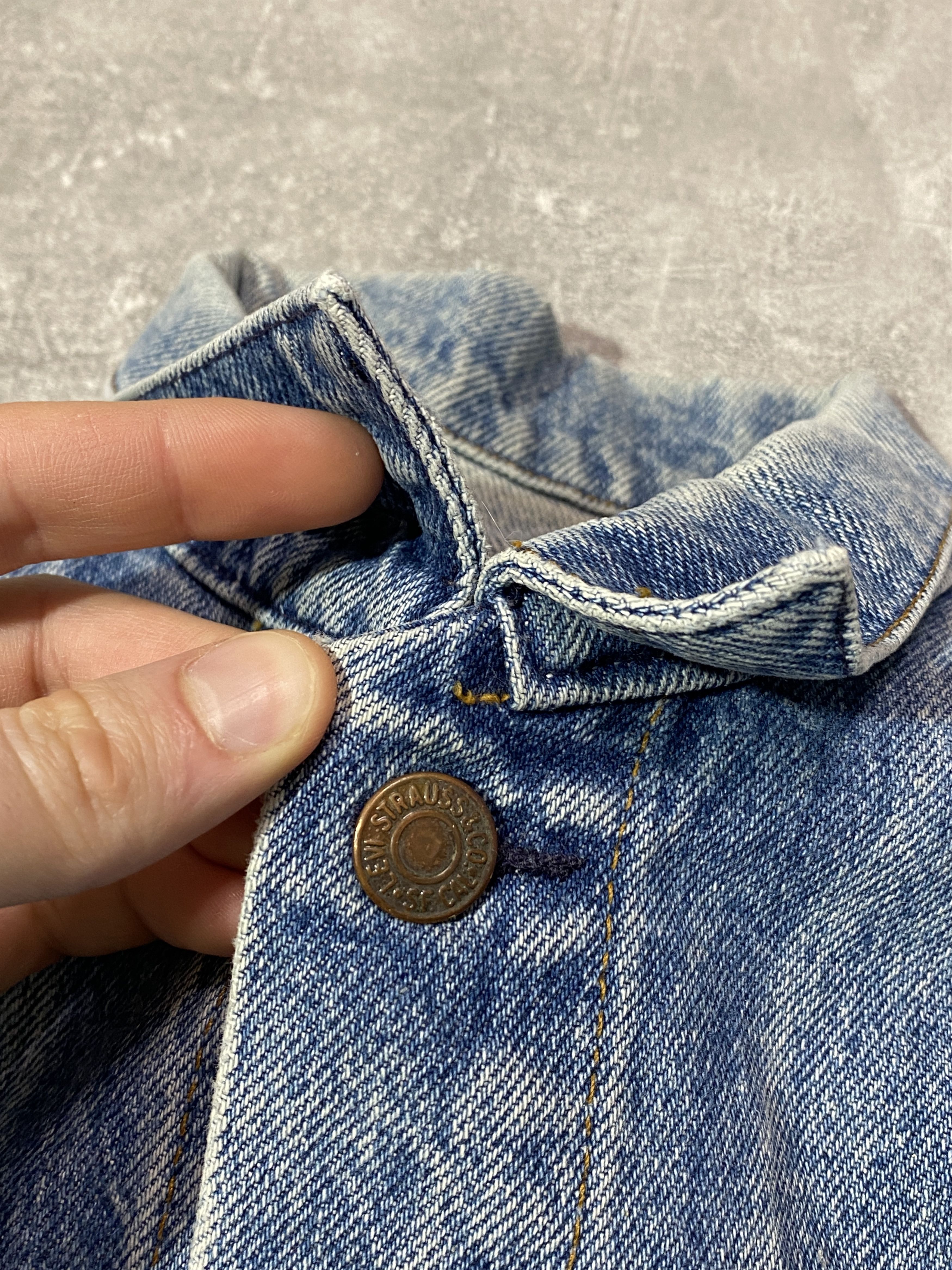 Levi's Vintage 90s Made In USA Levis Denim Jacket Size US S / EU 44-46 / 1 - 5 Thumbnail