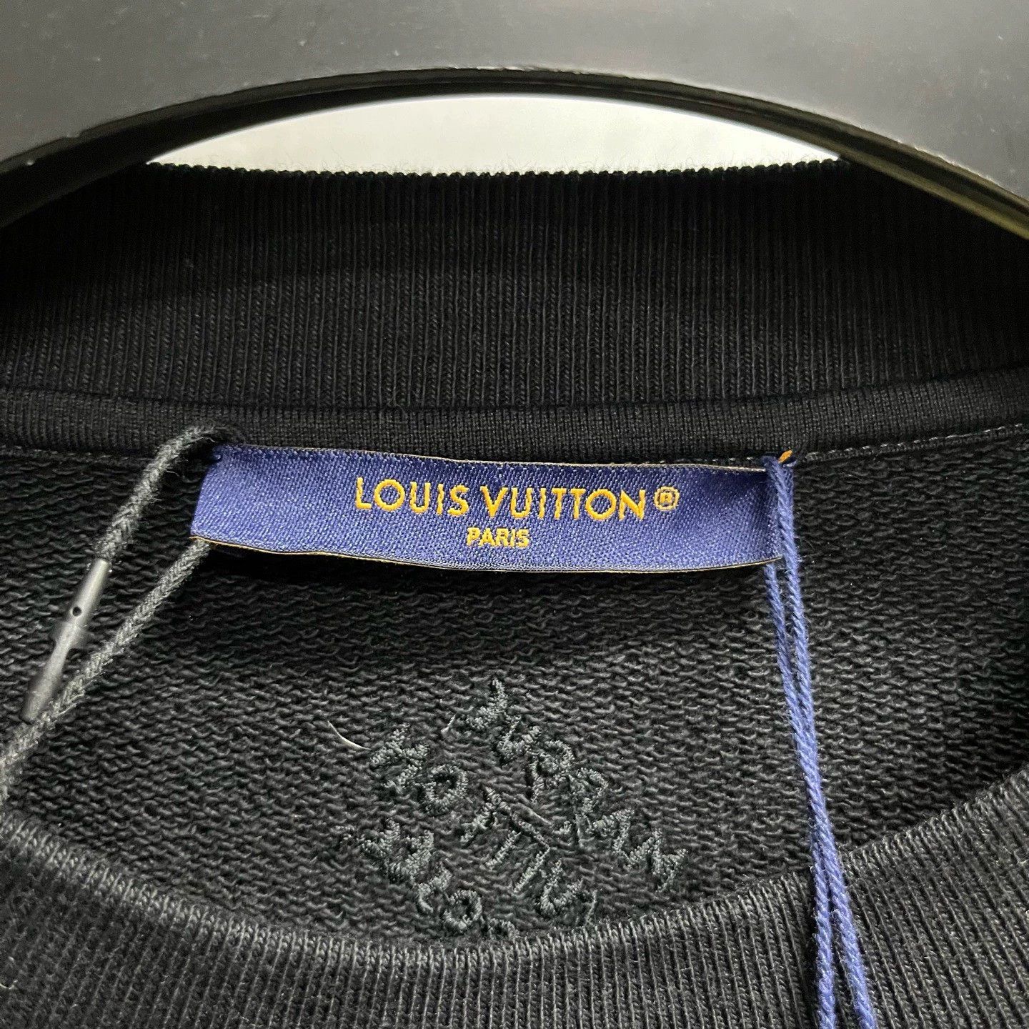 Louis Vuitton black louis vuitton long sleeve sweatshirt for men Size US XXL / EU 58 / 5 - 2 Thumbnail