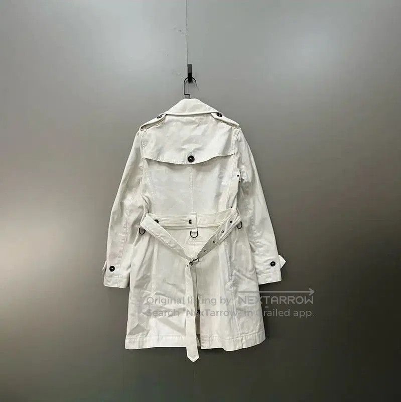 Burberry Burberry Women's White Cotton Mid-Length Trench Coat. Size XXS / US 00 / IT 34 - 2 Thumbnail
