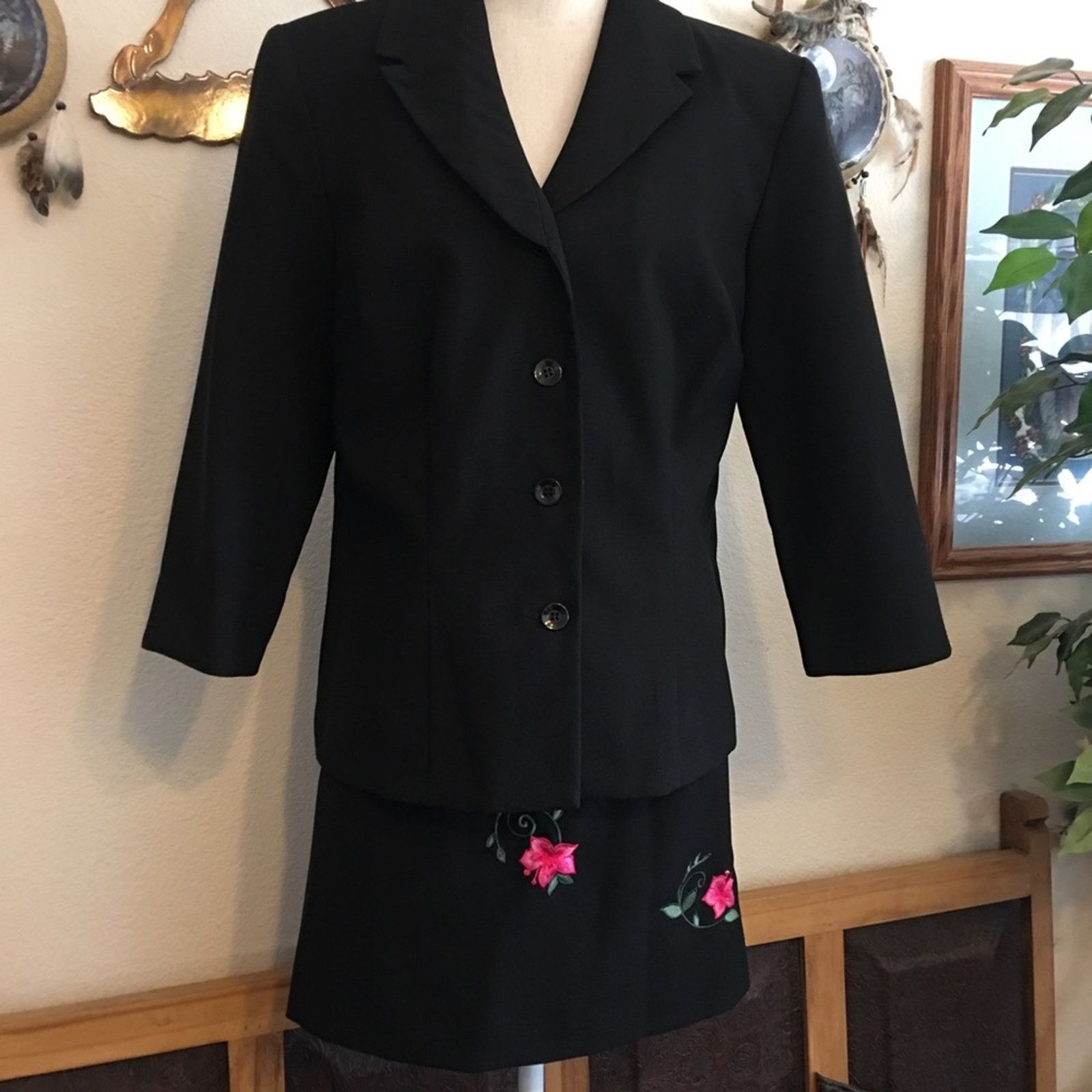 Other DBY pink floral embroidered skirt and jacket set Size XL / US 12-14 / IT 48-50 - 1 Thumbnail