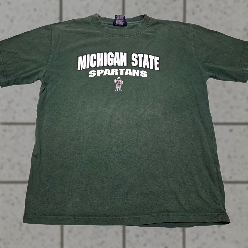 NCAA VINTAGE Michigan State Spartans Green T-Shirt Sparty Graphic Men L NCAA 90s Crew Neck Short Sleeve Shirt Mens Size US L / EU 52-54 / 3 - 1 Thumbnail