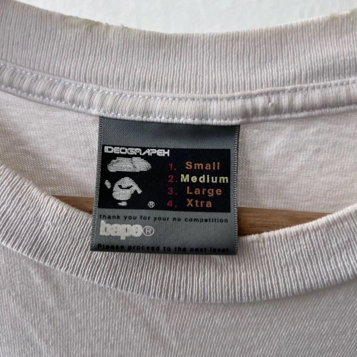 Bape Vintage Y2K Bape Bathing Ape Thrashed Tee Size US M / EU 48-50 / 2 - 9 Thumbnail