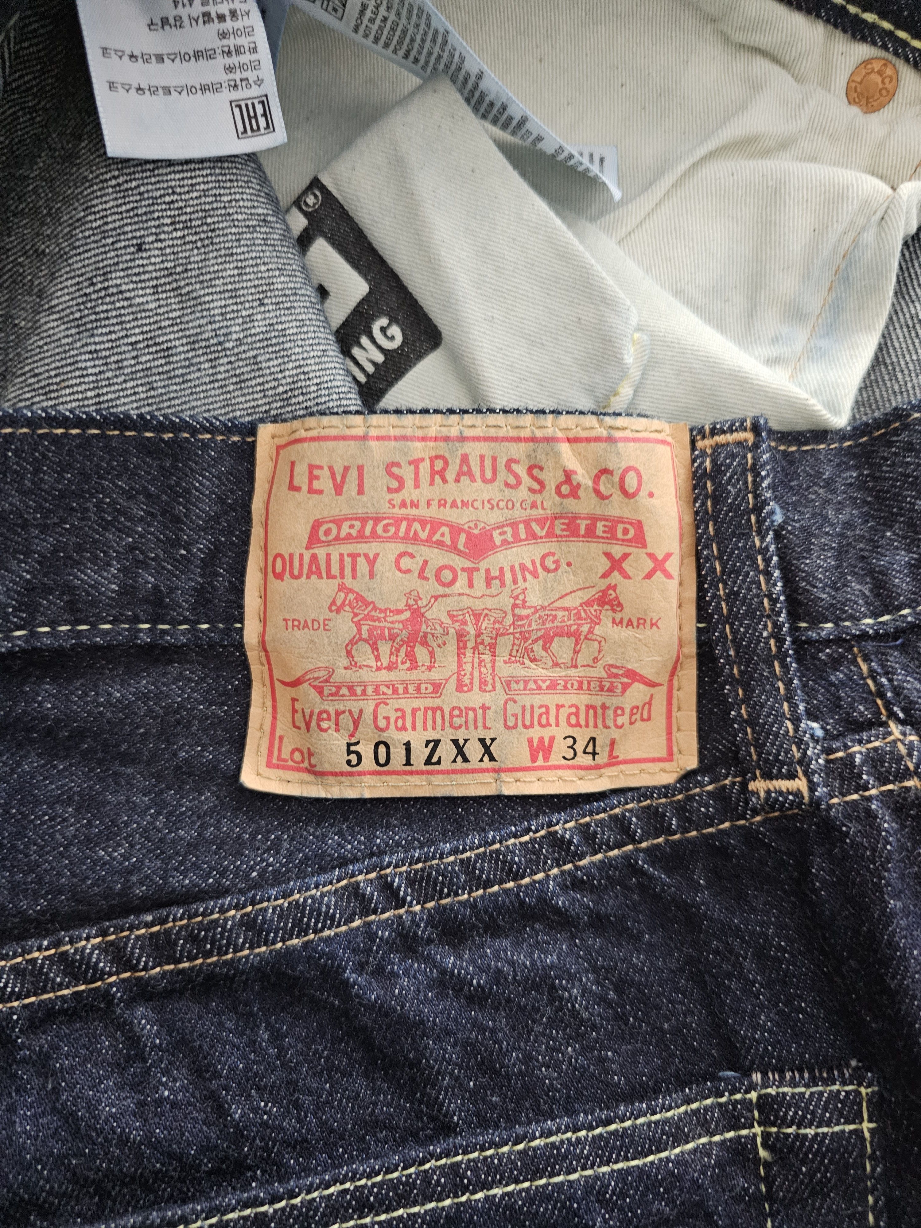 Levi's Vintage Clothing Levi's Vintage Clothing 1960 501 Made Japan Big E Selvedge Size US 34 / EU 50 - 9 Thumbnail