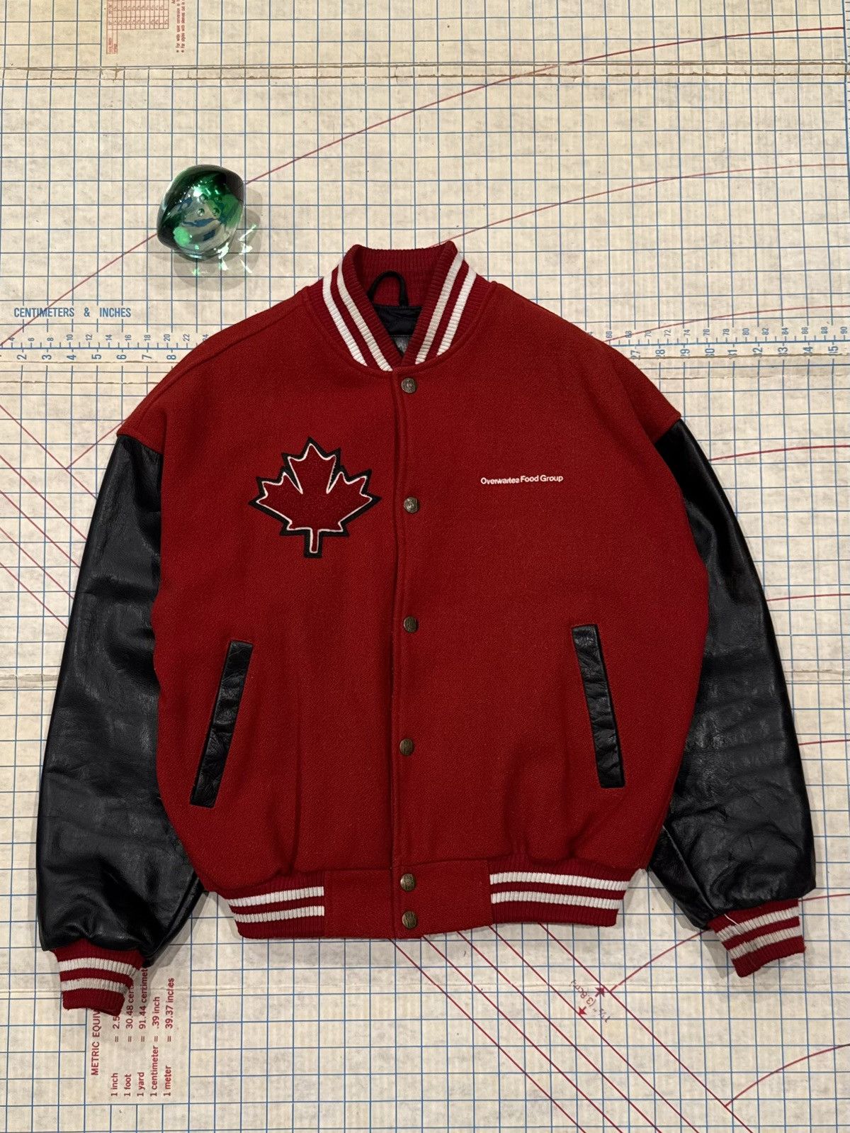 Vintage Vintage Canada Bomber Jacket Wool and Leather Fits Large Size US L / EU 52-54 / 3 - 1 Thumbnail