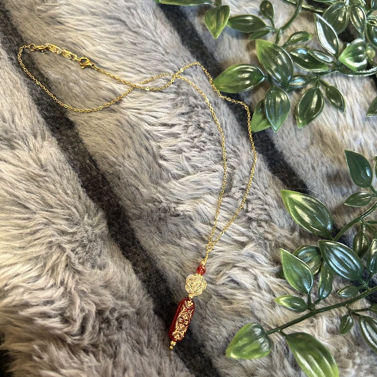 Handmade Handcrafted elegant glass beaded pendant on chain necklace Size ONE SIZE - 6 Thumbnail