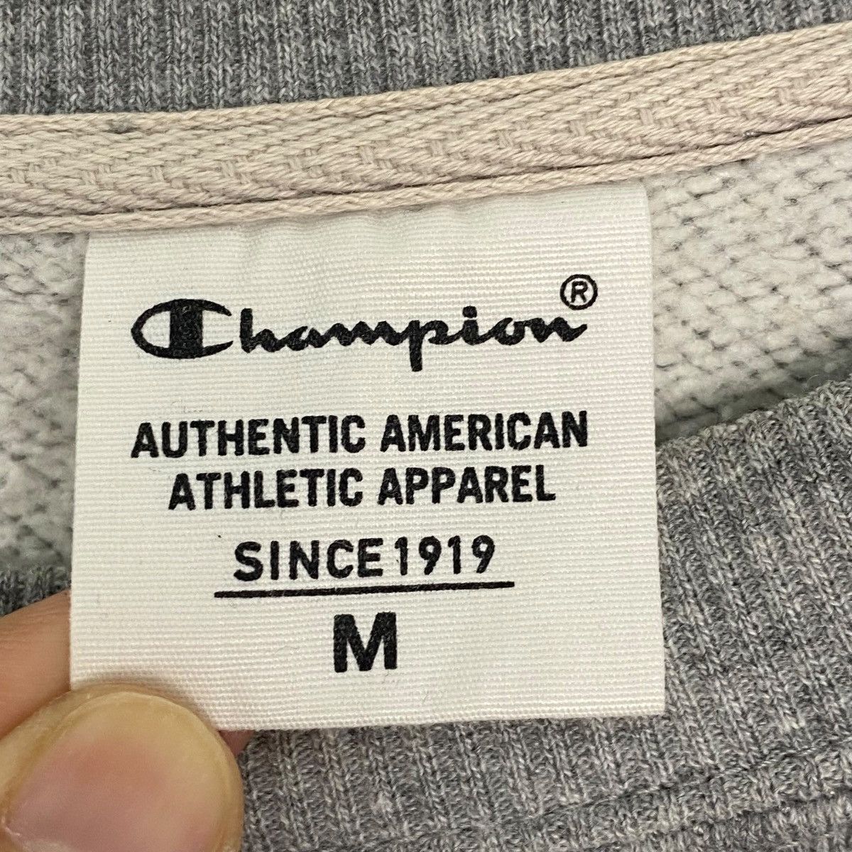 Other Vintage Champion authentic Crewneck Sweatshirt Grey Size M Size US M / EU 48-50 / 2 - 6 Thumbnail