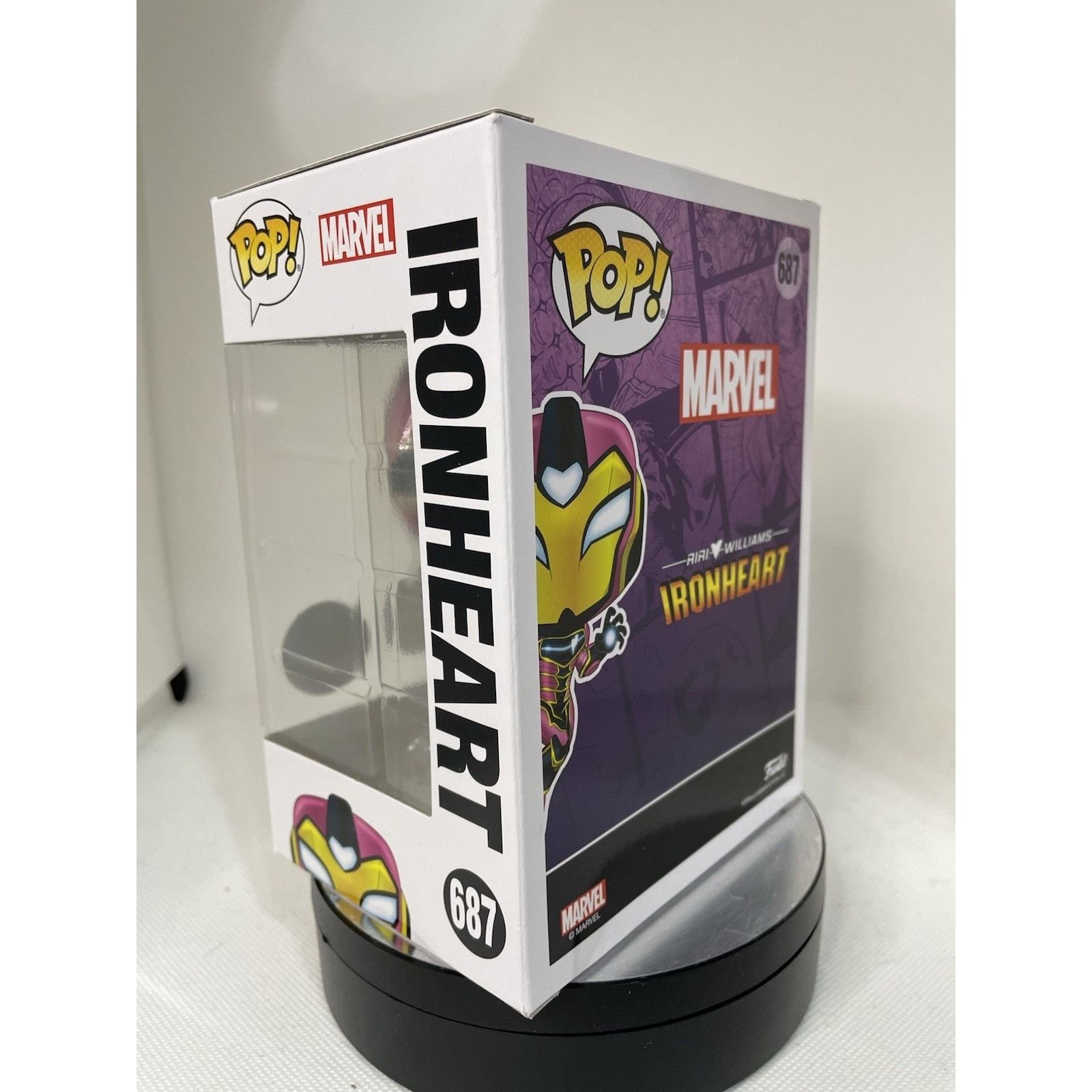 Marvel Comics Funko Pop! Ironheart (Chase) (Glows in the Dark) - PIAB #687 Size ONE SIZE - 4 Thumbnail