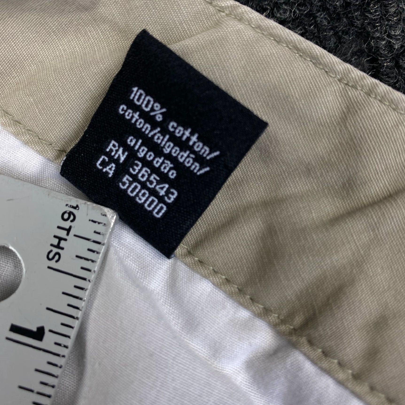 Calvin Klein VINTAGE Calvin Klein Cargo Shorts Mens 36 Beige Baggy 90s y2k Grunge Cargo Pocket Distressed 11in Inseam Cotton Regular Men Size US 36 / EU 52 - 6 Thumbnail