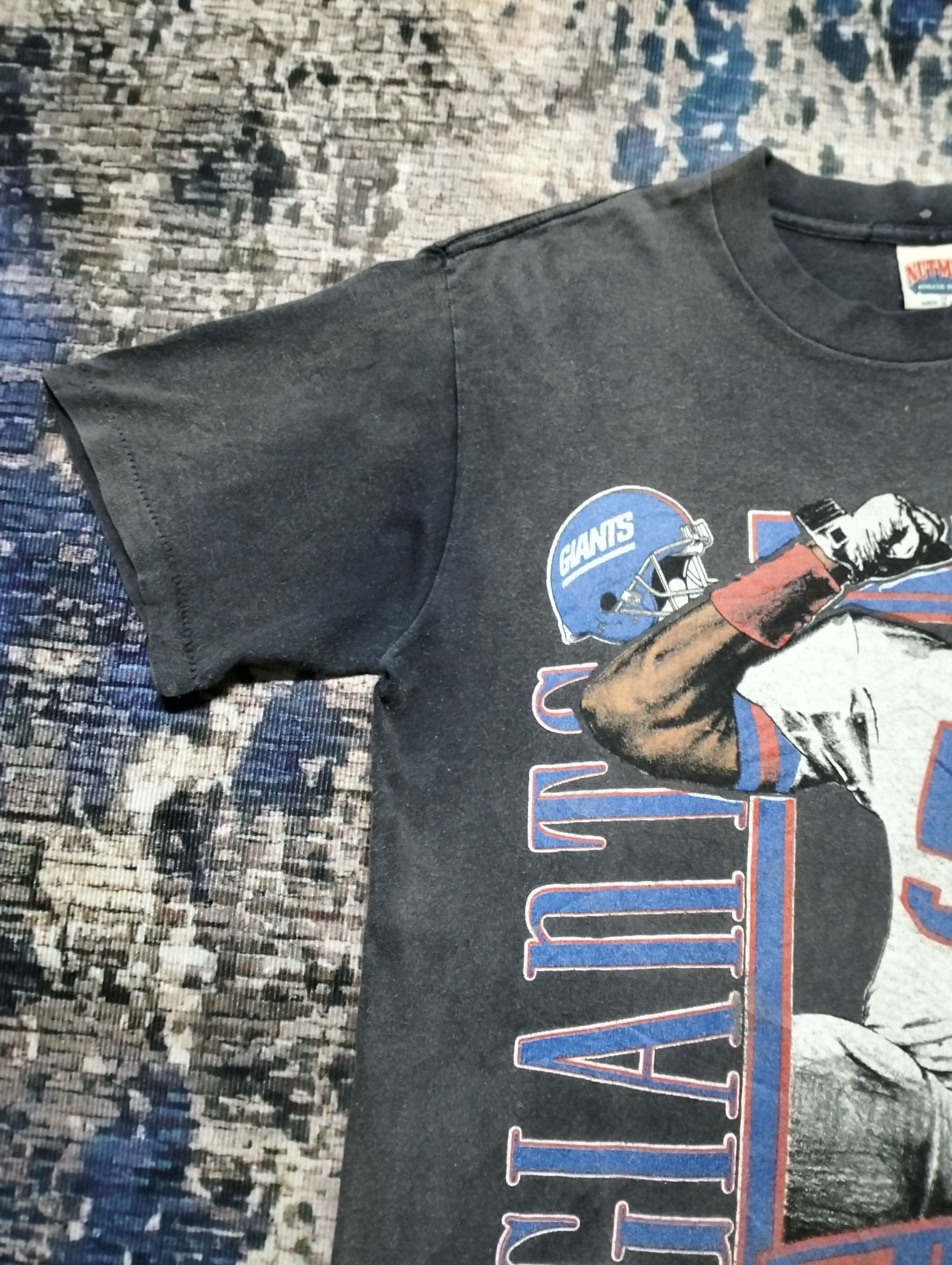 NFL VTG USA Nutmeg Black NFL New York Giants Lawrence Taylor Tee Size US M / EU 48-50 / 2 - 7 Thumbnail